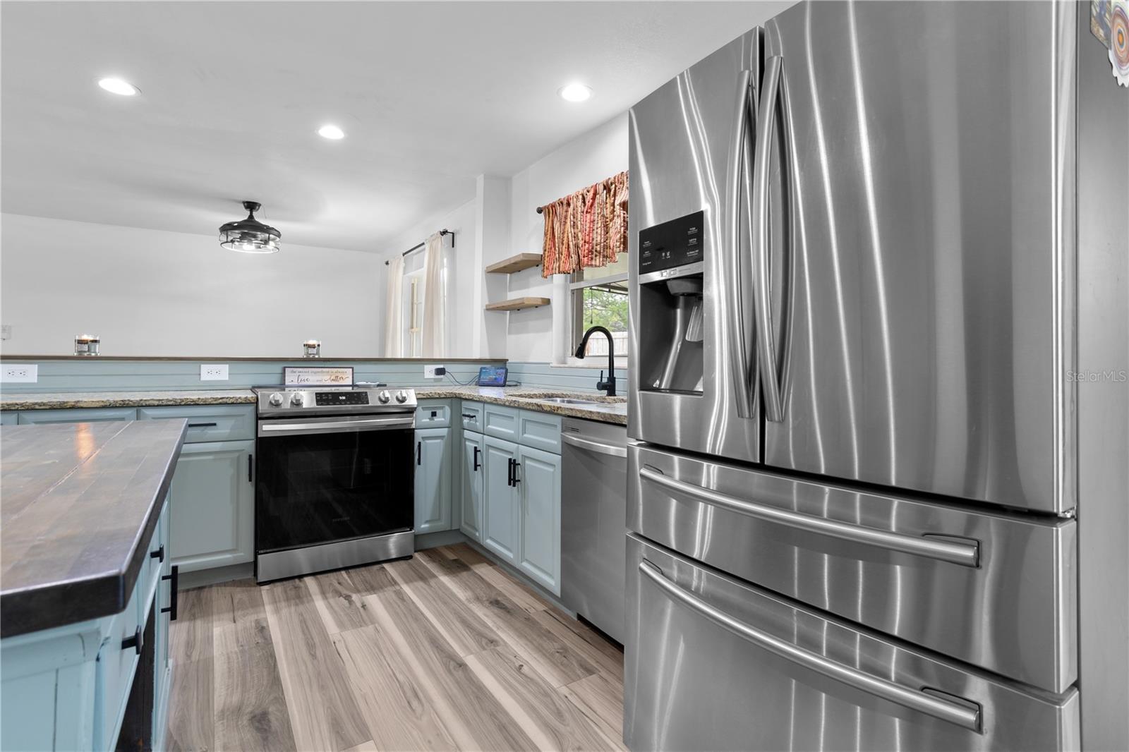 TODHUNTER ESTATES - Residential