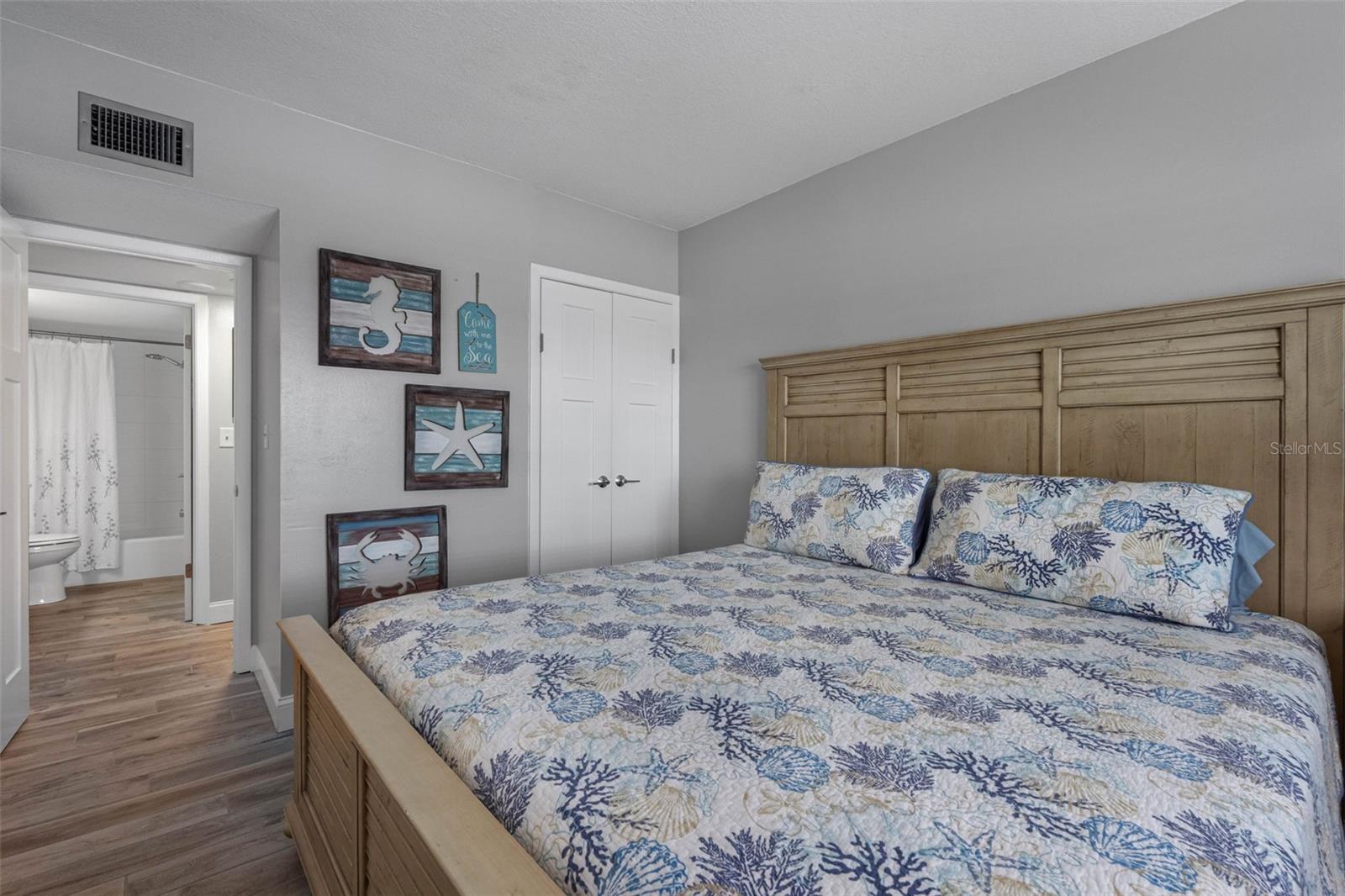 TOWER ISLE CONDO - Residential