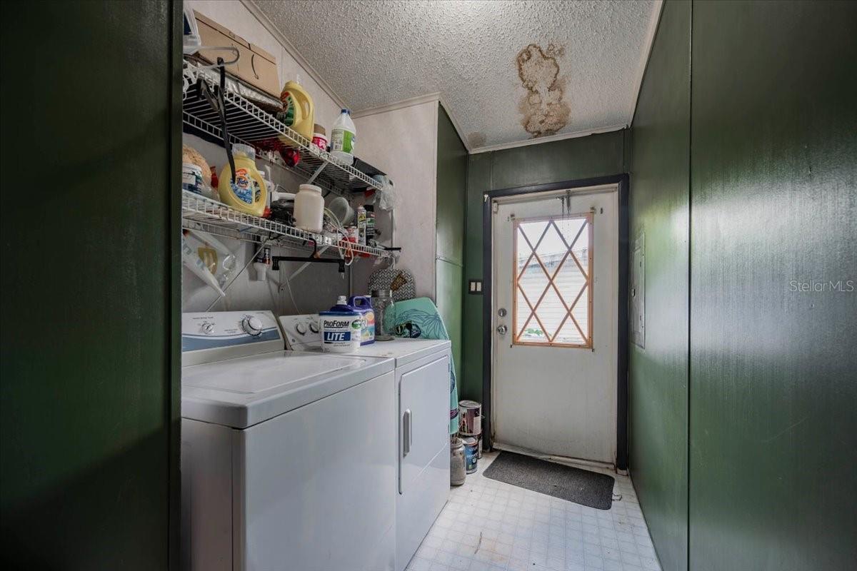 BANANA FARM ACRES - Residential