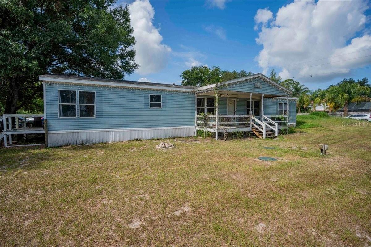 BANANA FARM ACRES - Residential