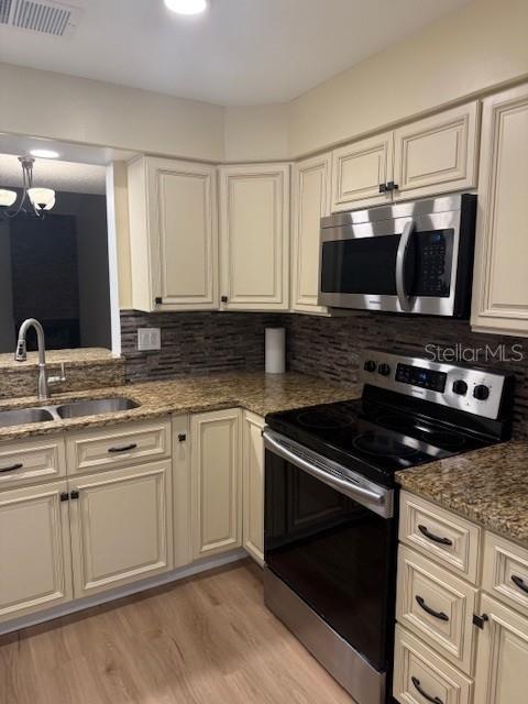 NORTHLAKE VILLAGE CONDO 8 - Residential