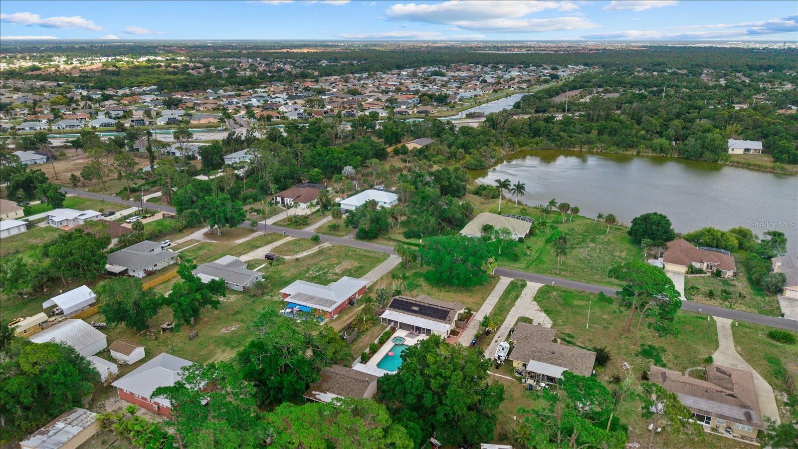 FLORIDA TROPICAL HOMESITES & LITTLE FARMS - Residential