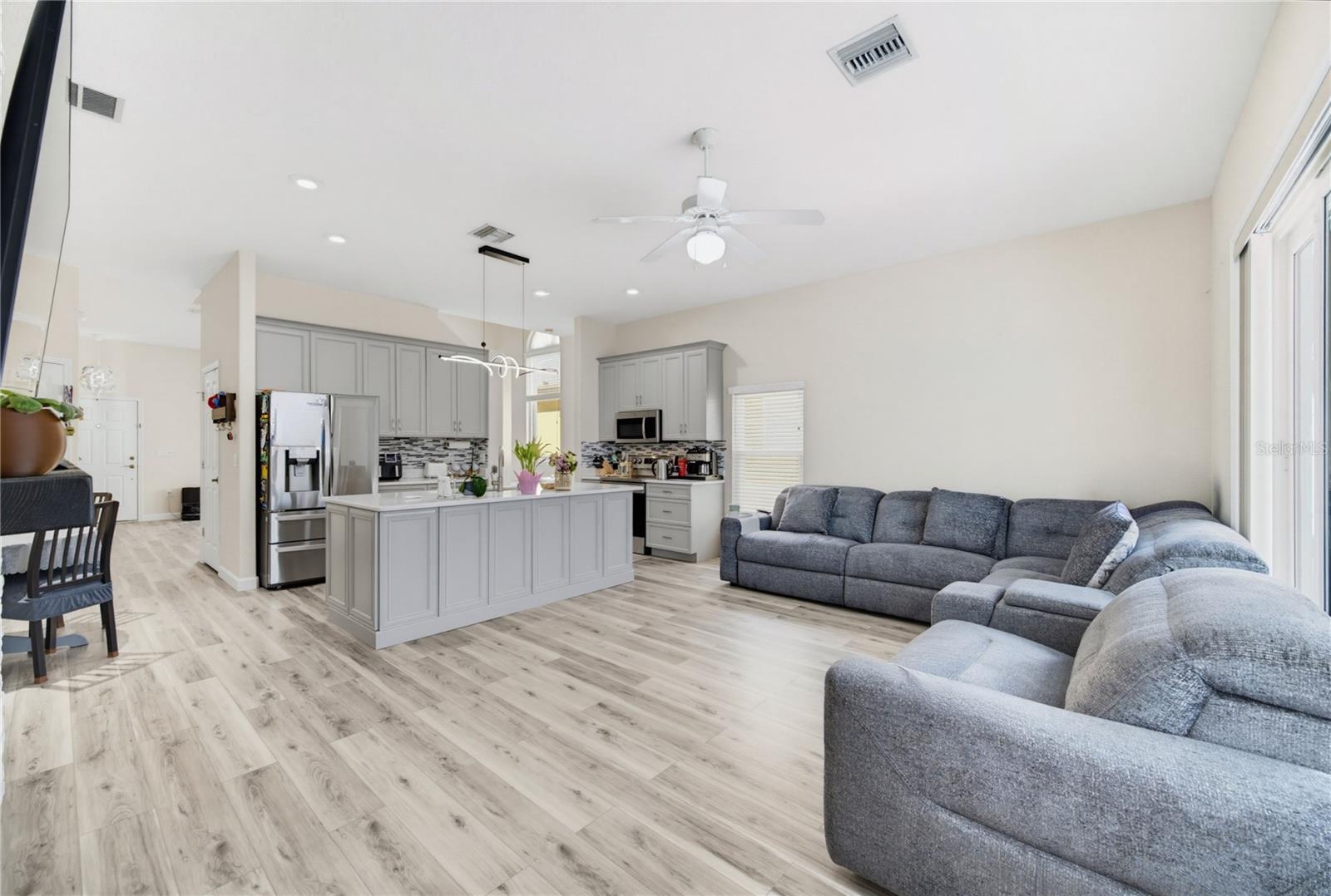 VIZCAY - Residential Lease