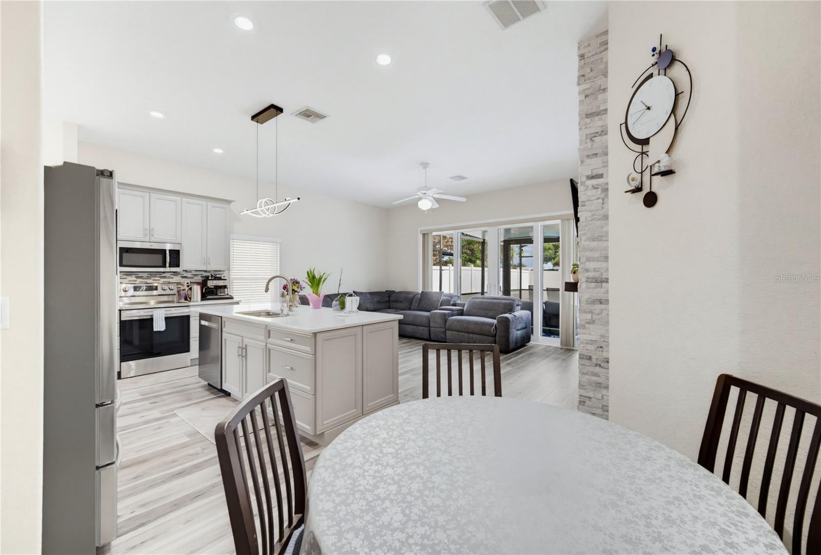 VIZCAY - Residential Lease