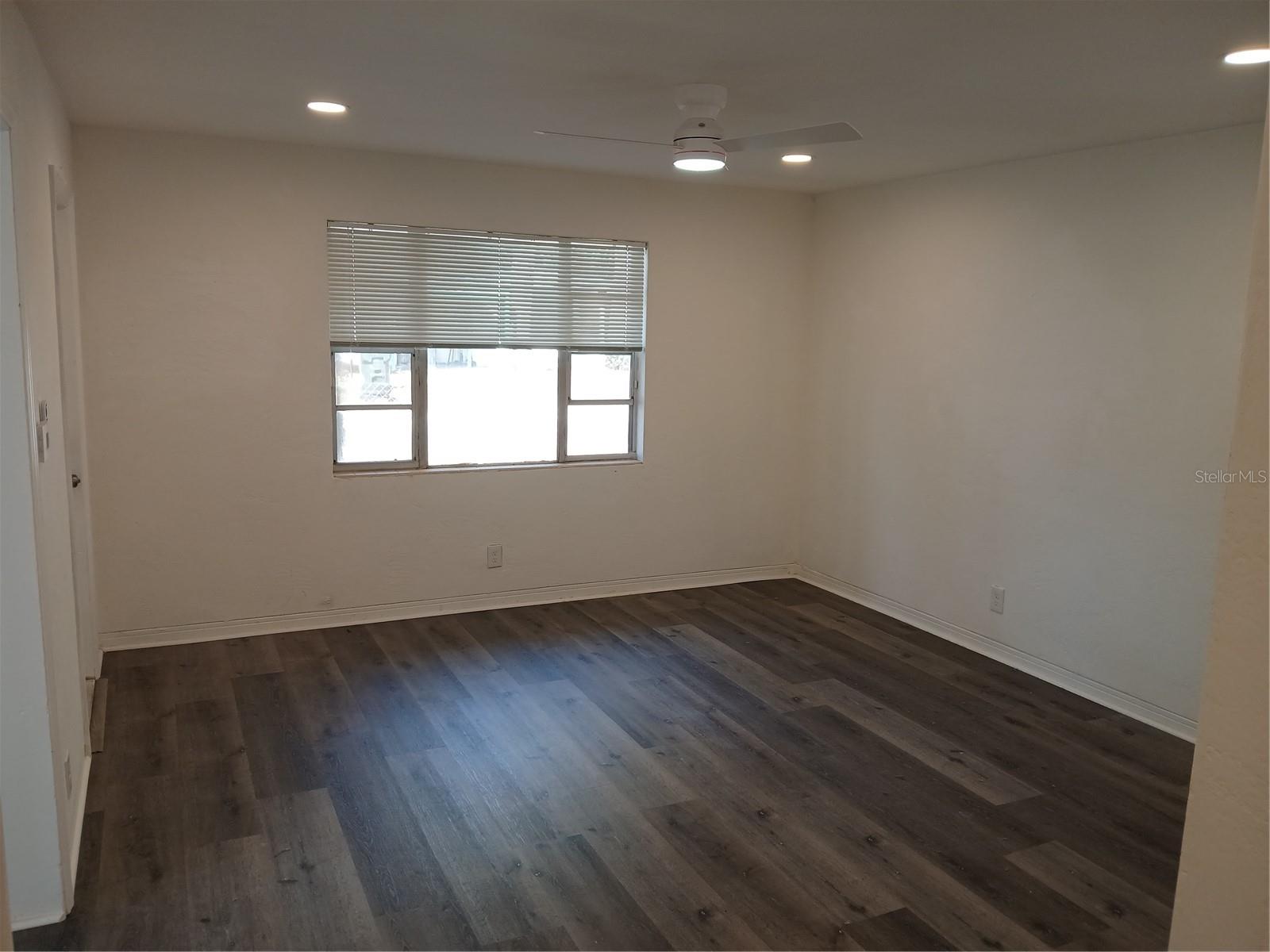 SUNNYLAND PARK - Residential