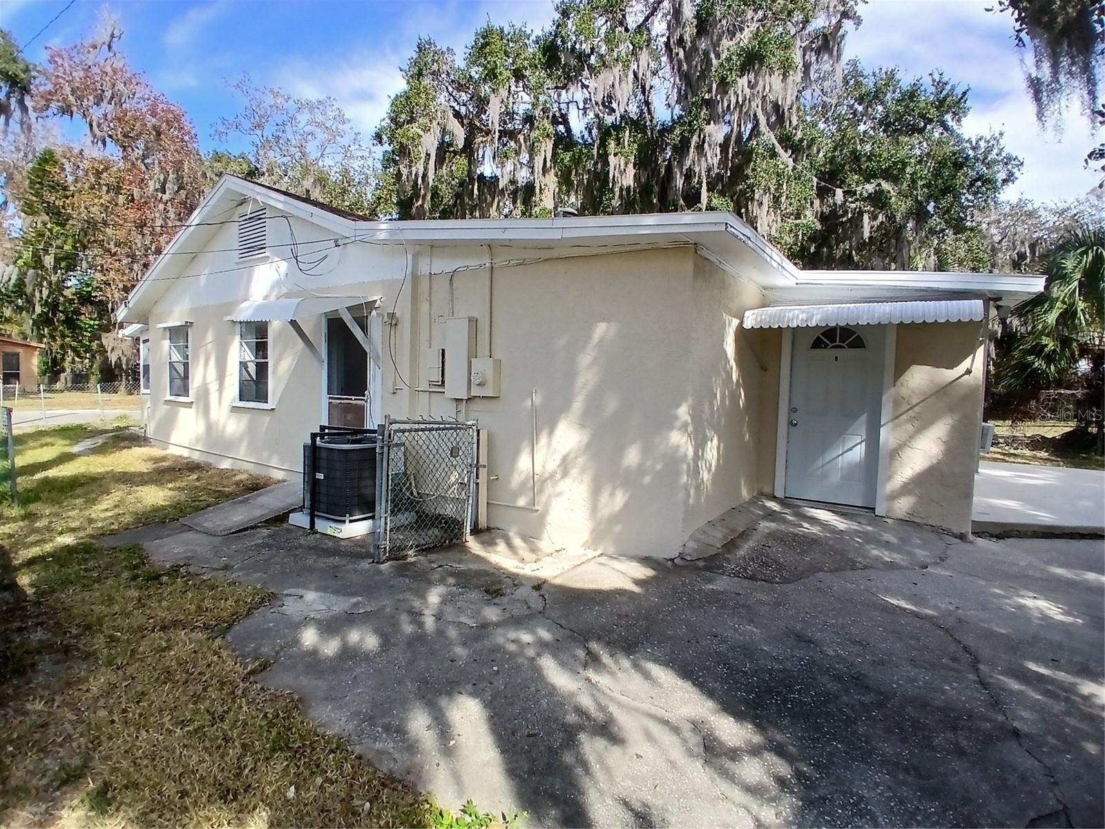 SUNNYLAND PARK - Residential