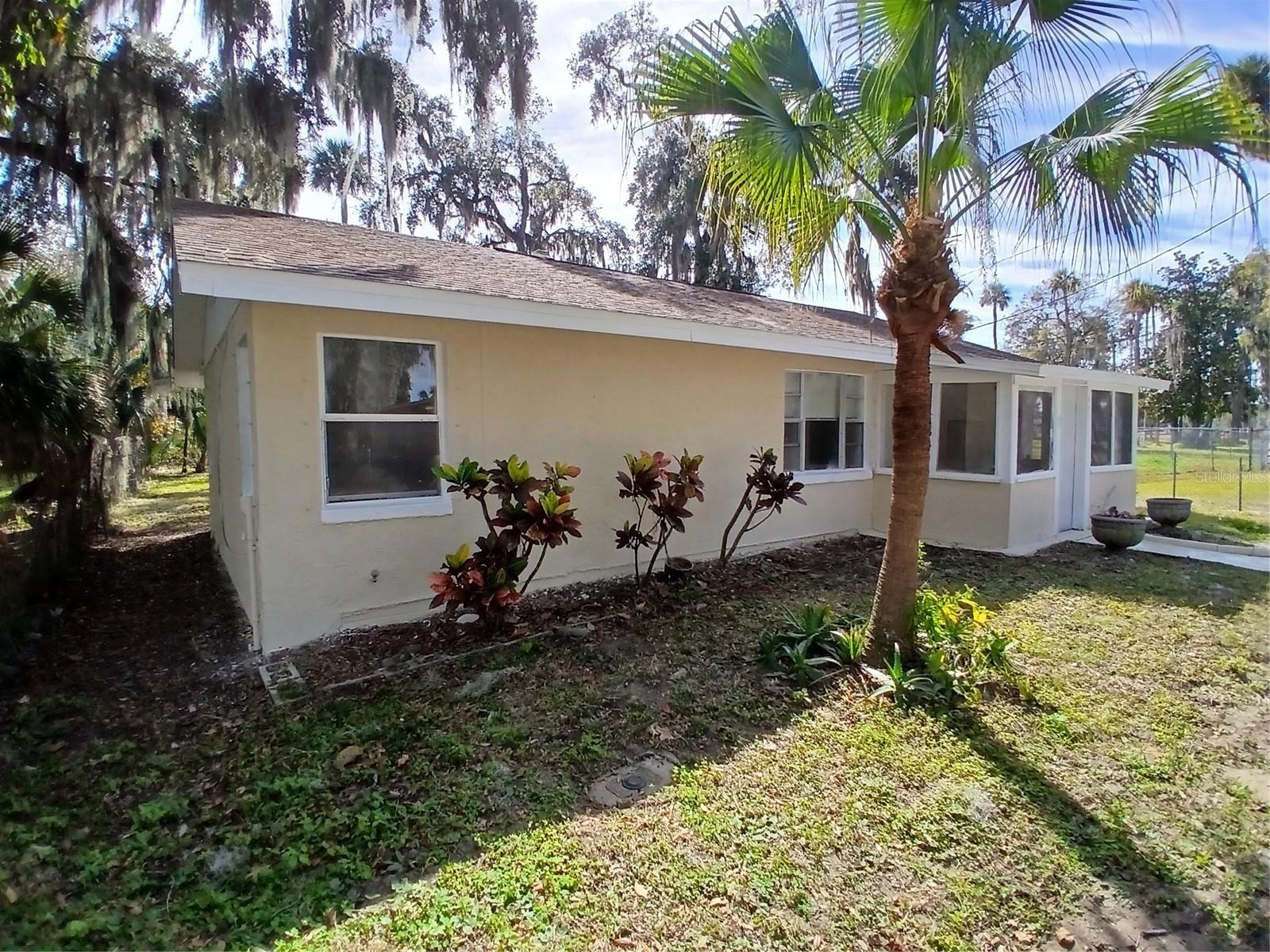 SUNNYLAND PARK - Residential