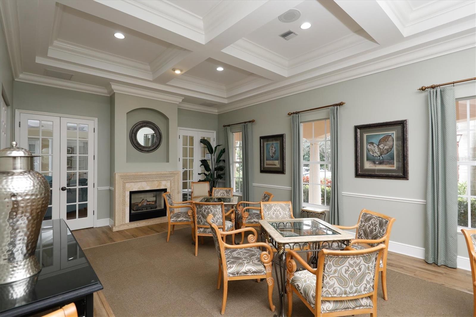 SAWGRASS - Residential