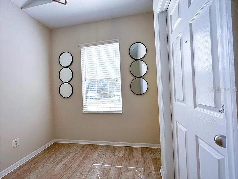 BELL LAKE - Residential Lease