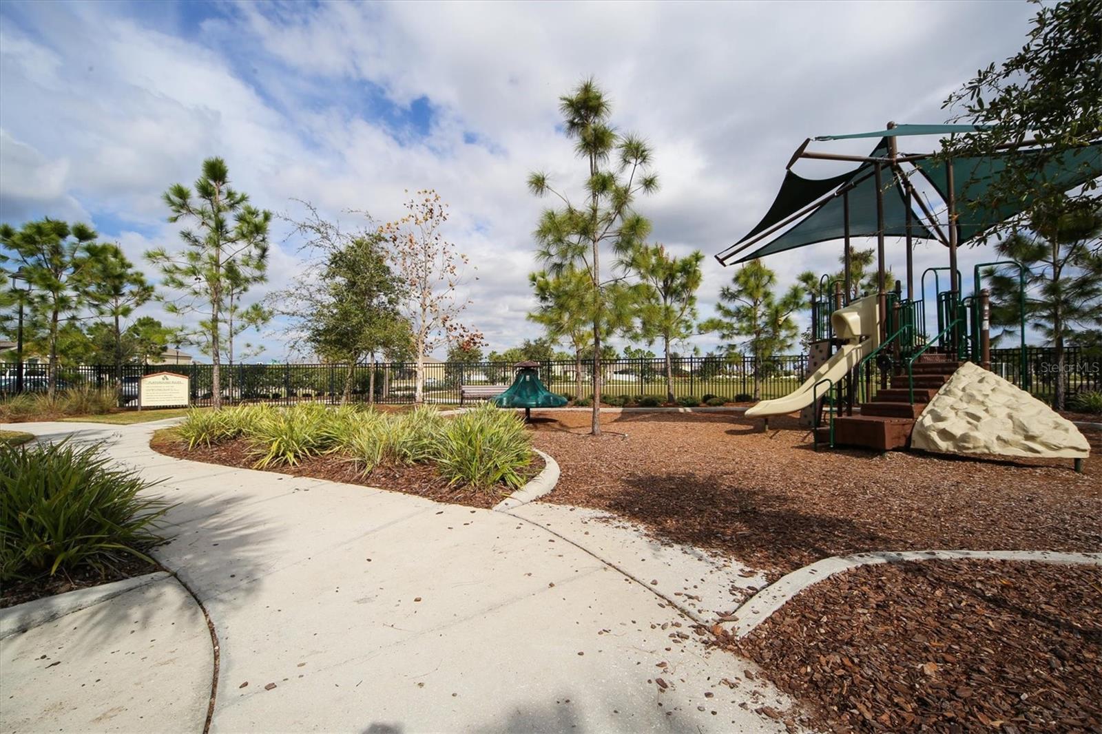 DEL TIERRA PH IV-B & IV-C - Residential