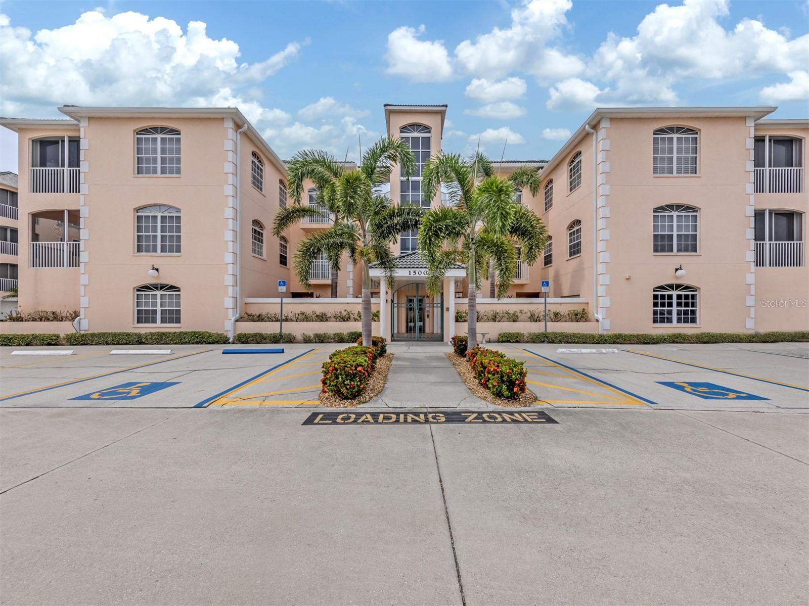COURTYARDS AT GONDOLA PARK - Residential