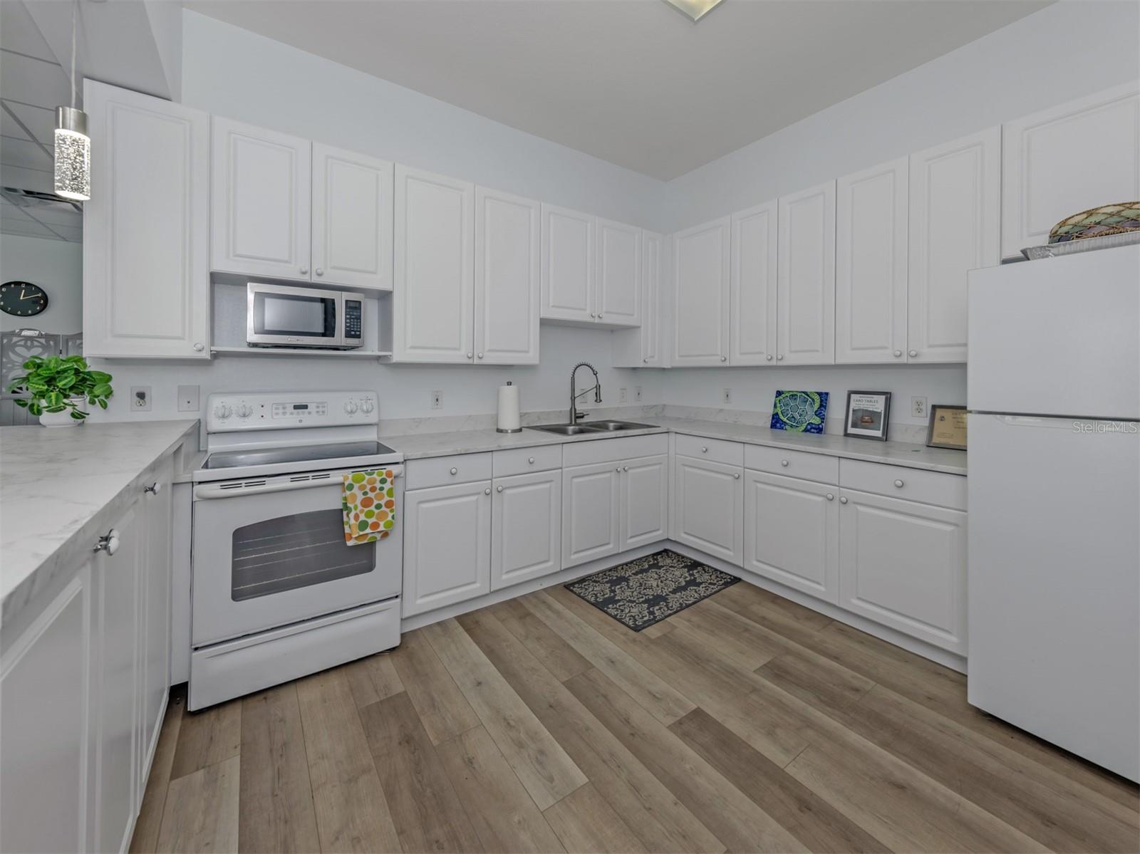 COURTYARDS AT GONDOLA PARK - Residential