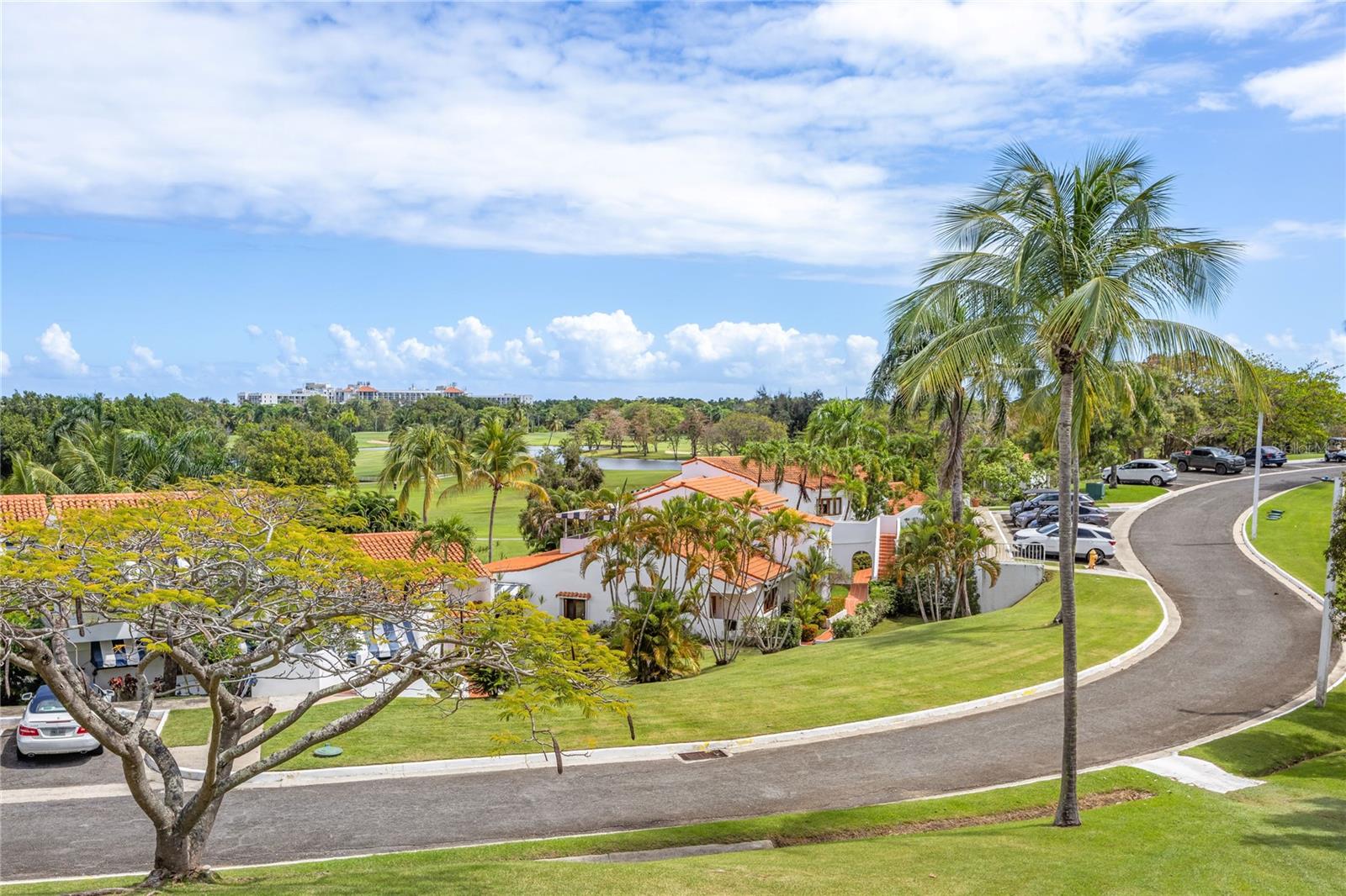 VILLA DEL AMANECER, CLUSTER 3, RIO MAR. - Residential