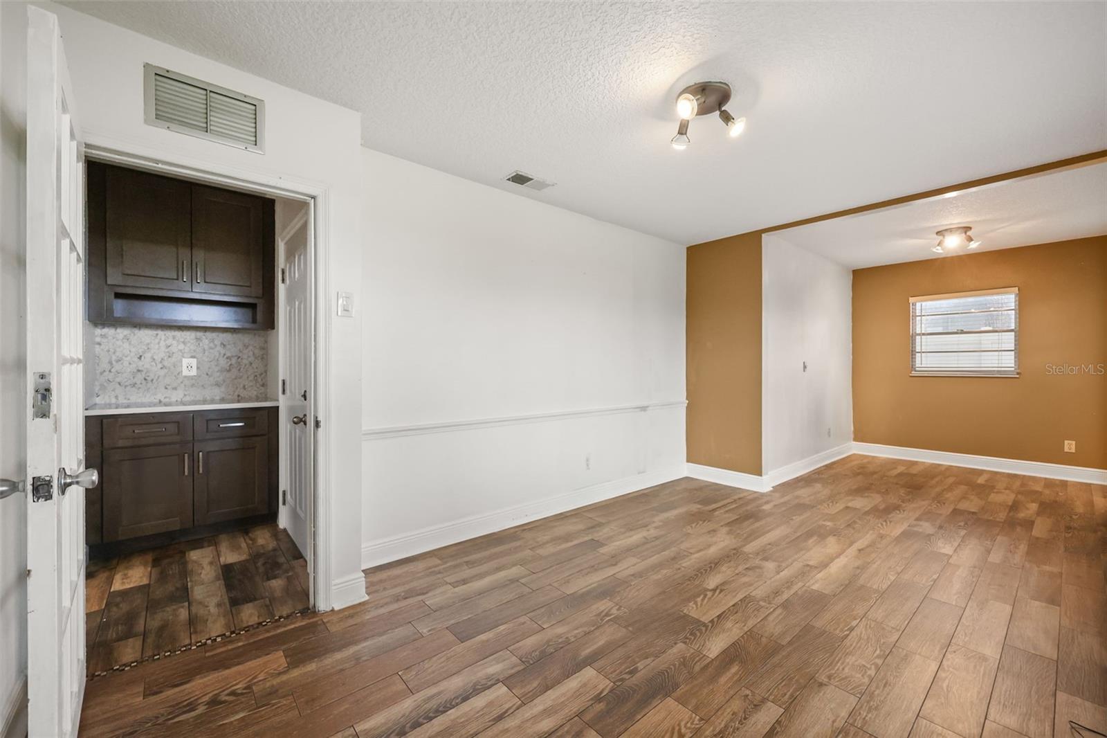 GLEN ARDEN HEIGHTS - Residential