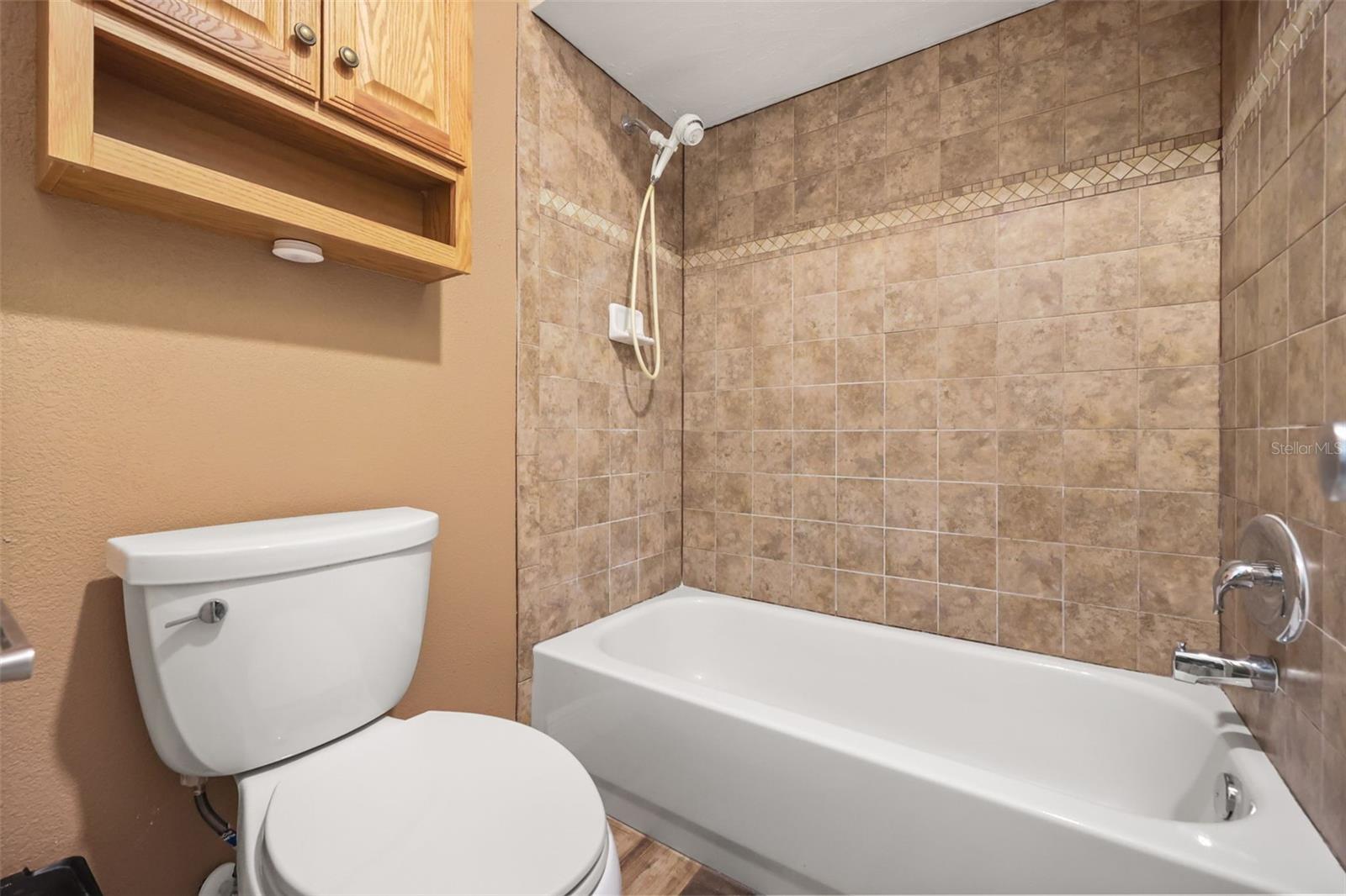 GLEN ARDEN HEIGHTS - Residential