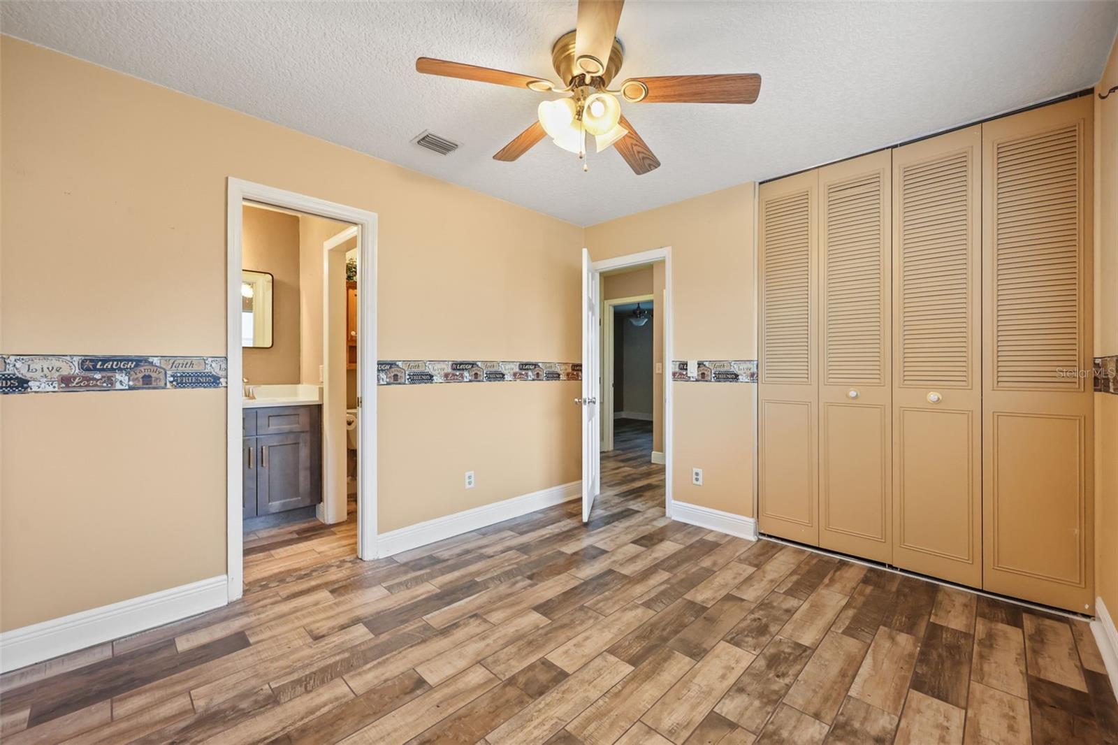 GLEN ARDEN HEIGHTS - Residential