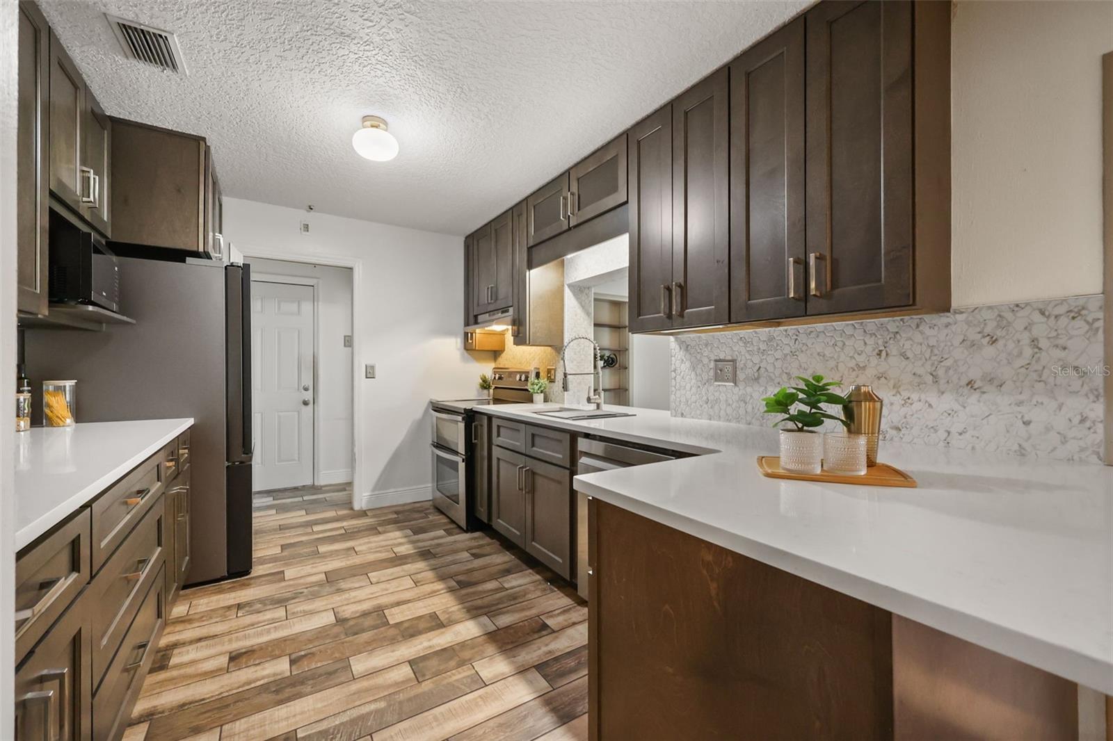GLEN ARDEN HEIGHTS - Residential