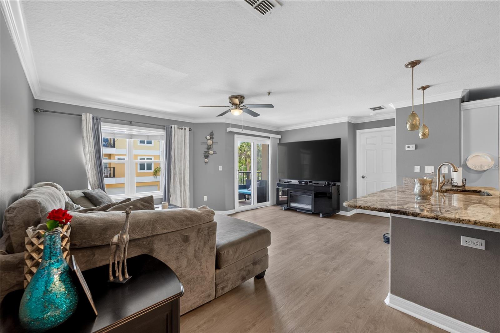 REGENCY PALMS CONDOS BLDG 8 - Residential