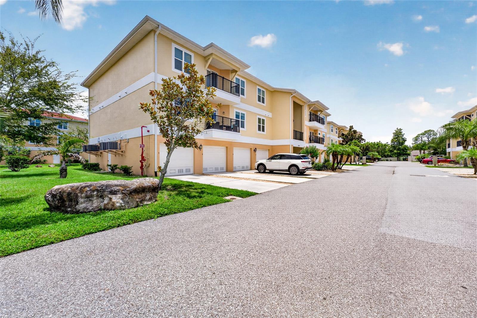 REGENCY PALMS CONDOS BLDG 8 - Residential