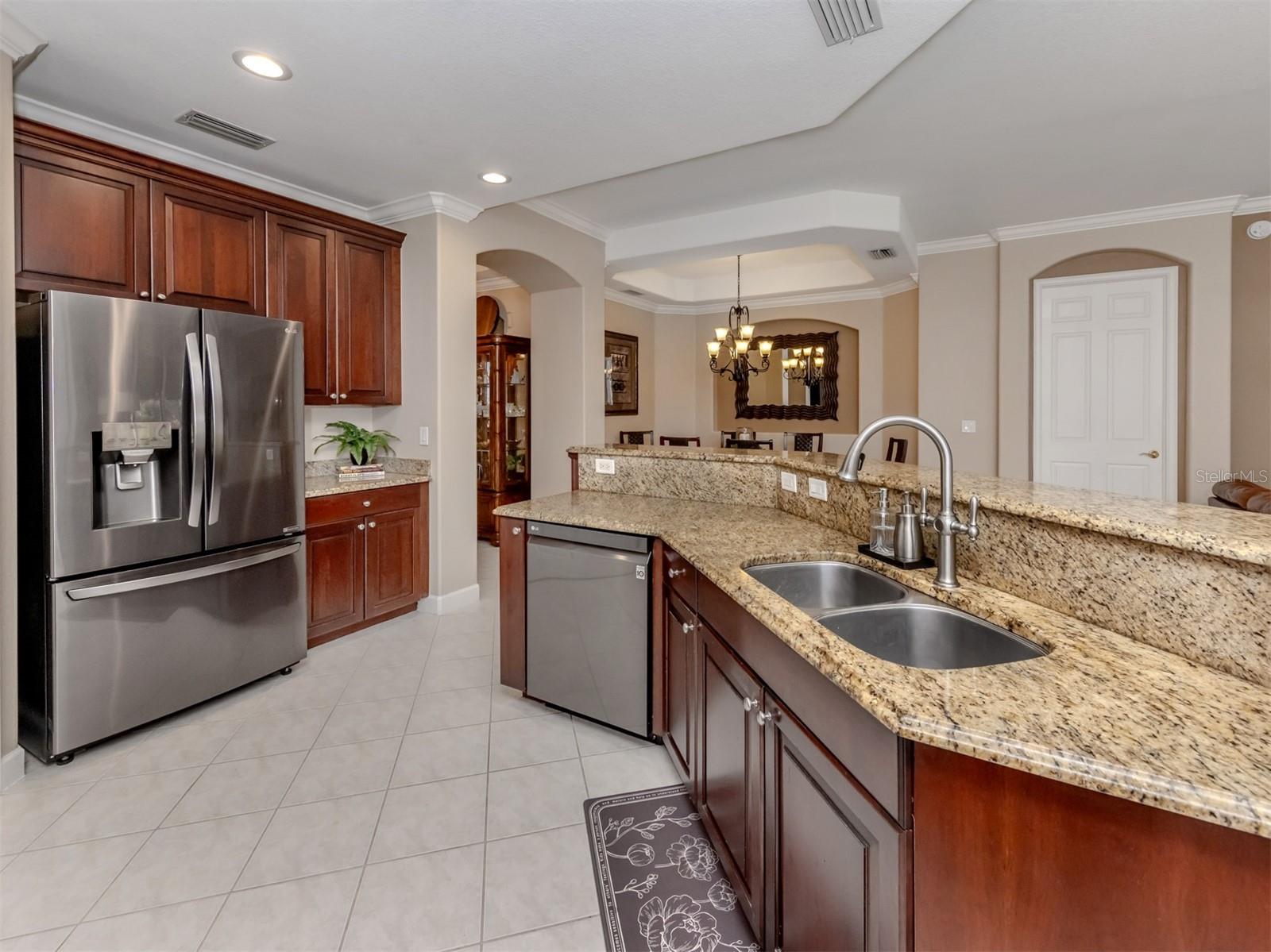 VENETIAN GOLF AND RIVER CLUB - Residential