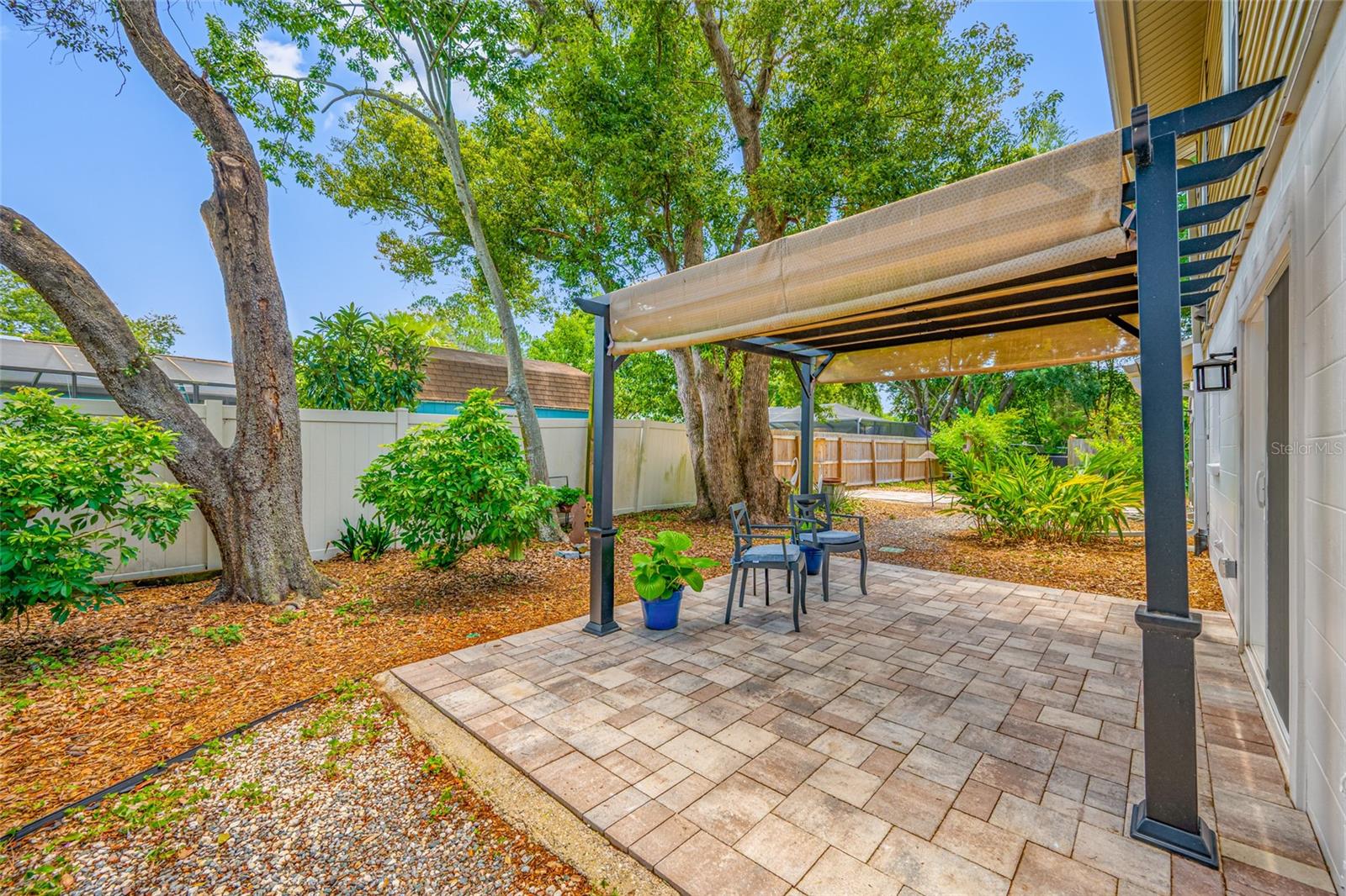 TURTLE LAKES - Residential