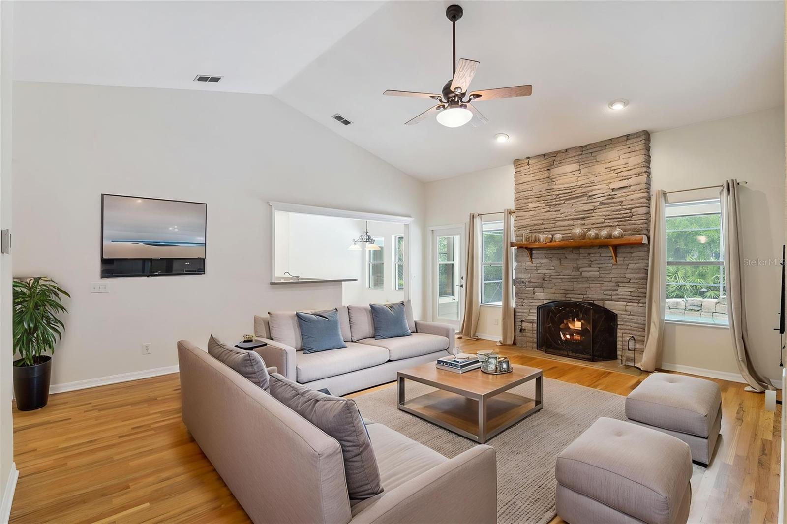 NO SUBDIVISION - Residential