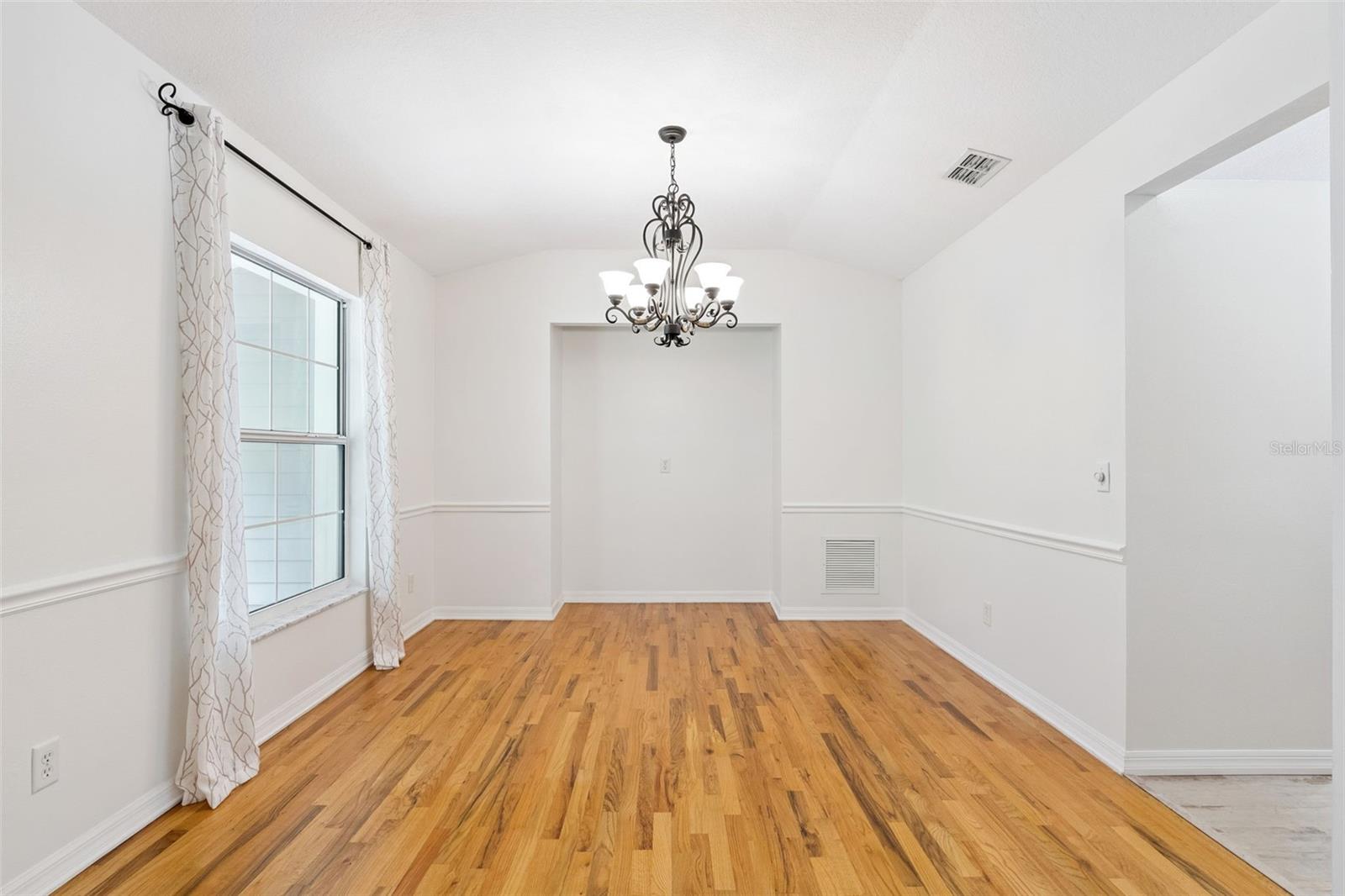 NO SUBDIVISION - Residential