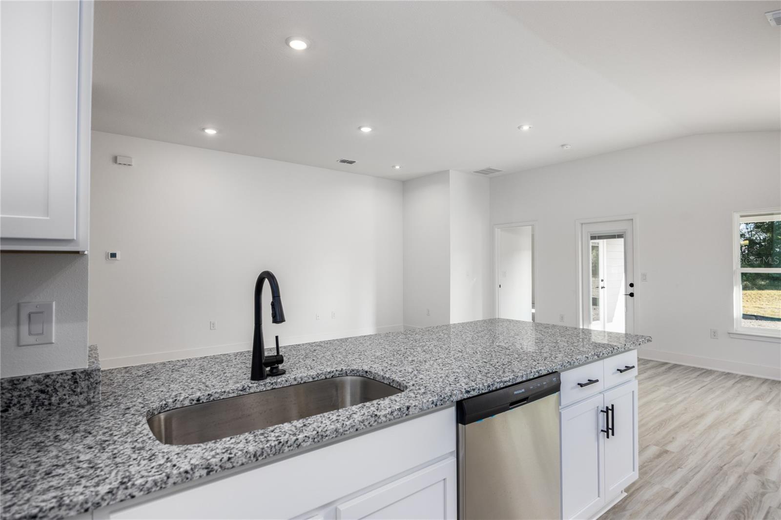 COUNTRY WAY SOUTH-PHASE 2 - Residential