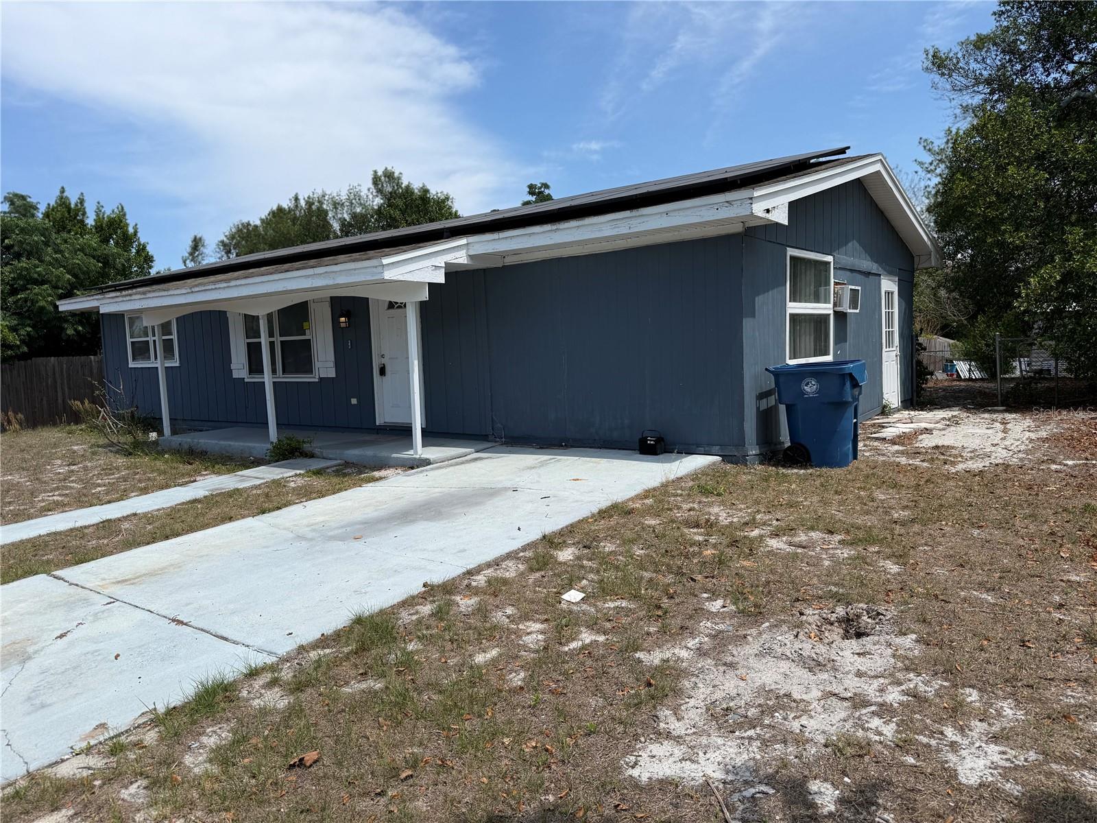 SPRING HILL - Residential