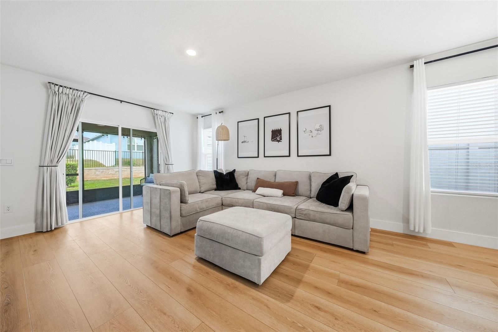 LAKE DENHAM ESTATES - Residential