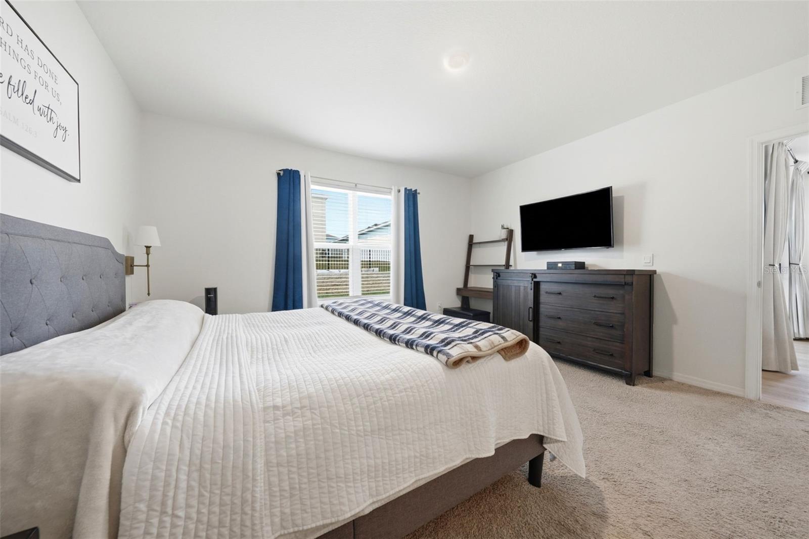 LAKE DENHAM ESTATES - Residential