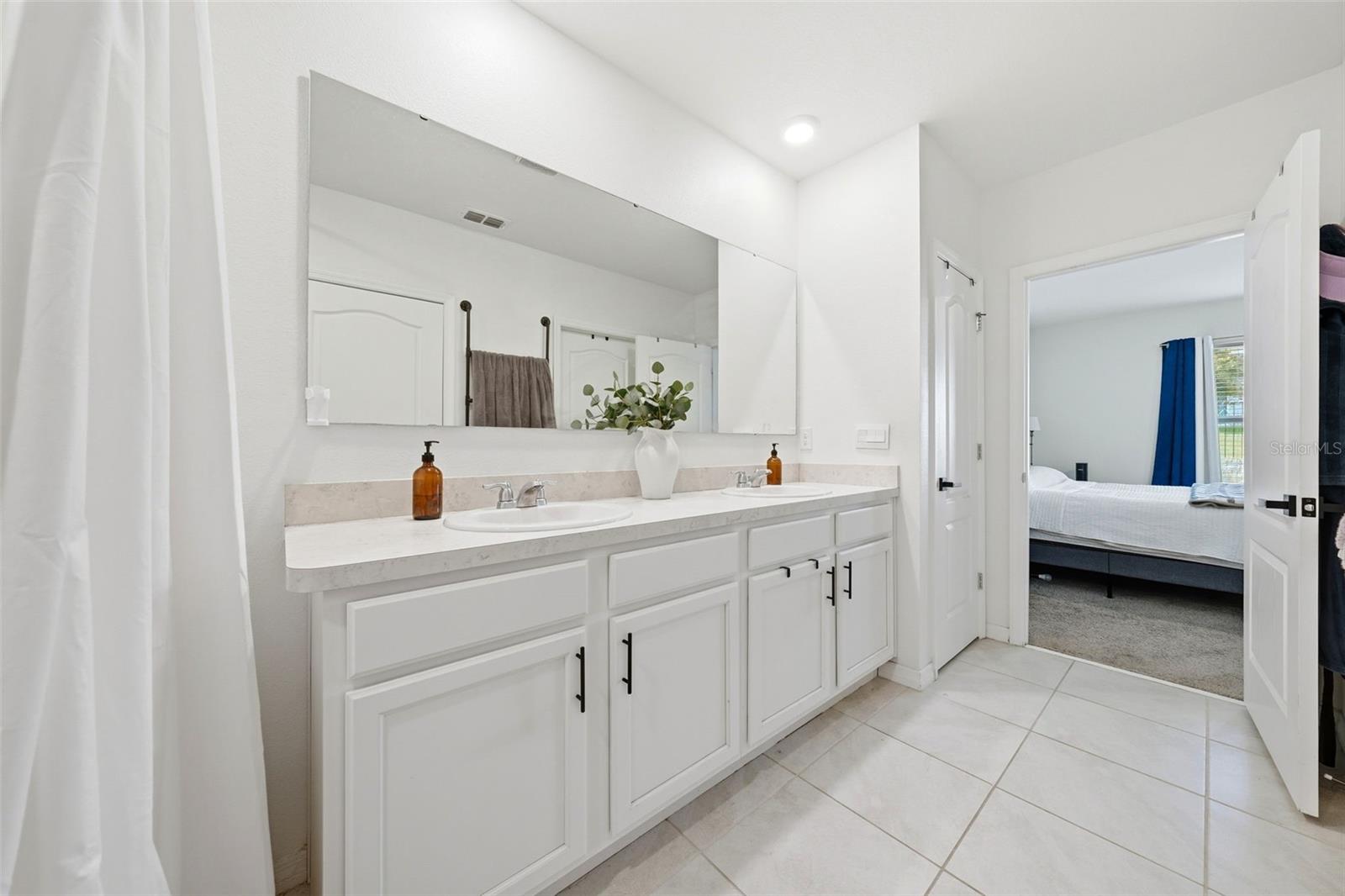 LAKE DENHAM ESTATES - Residential