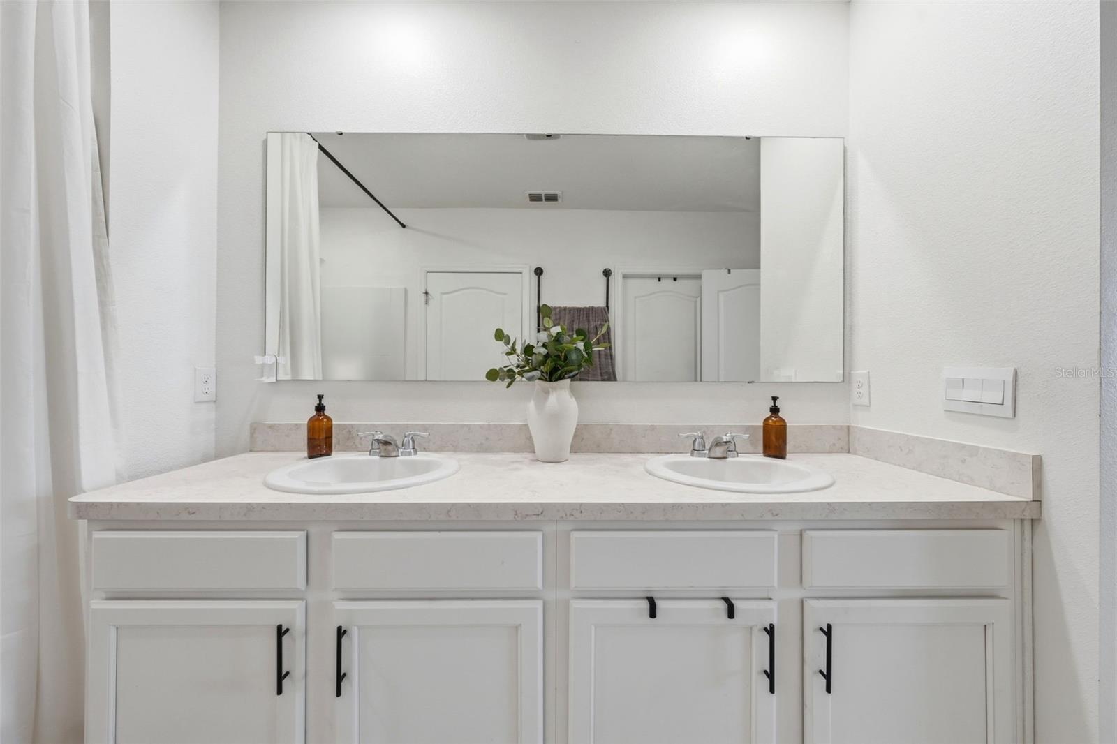 LAKE DENHAM ESTATES - Residential