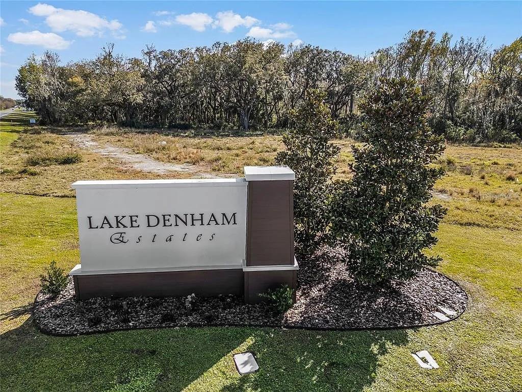 LAKE DENHAM ESTATES - Residential