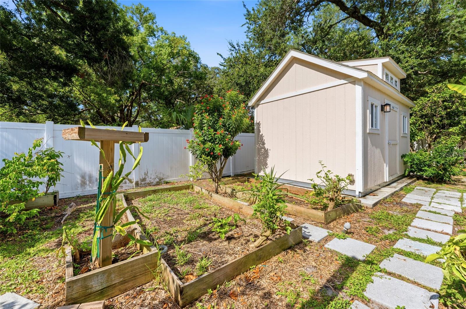 UNPLATTED - Residential