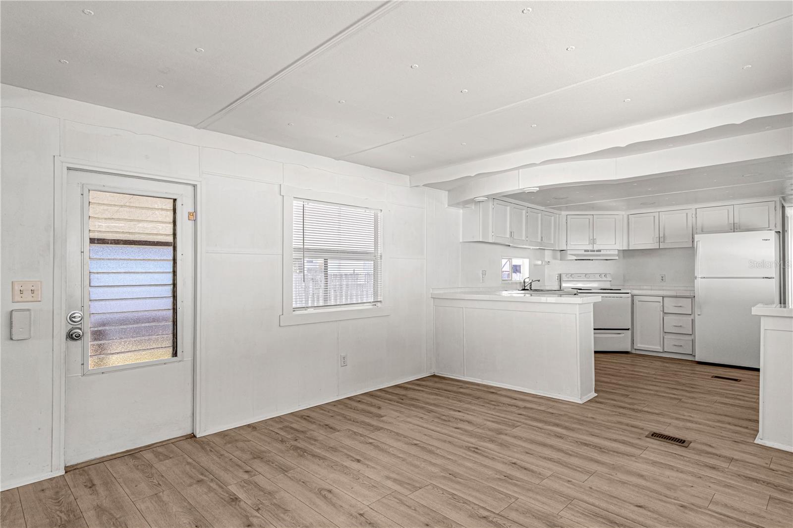 DAYTONA PINES SEC A - Residential