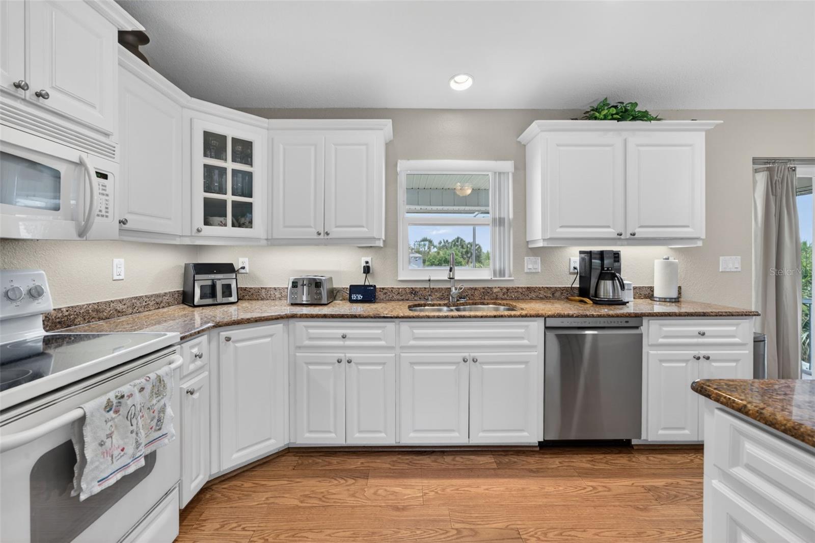 TARPON POINT - Residential