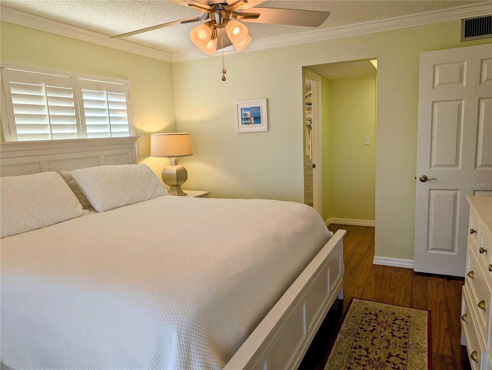 BAYSHORE ON THE LAKE APTS II SEC 1 - Residential