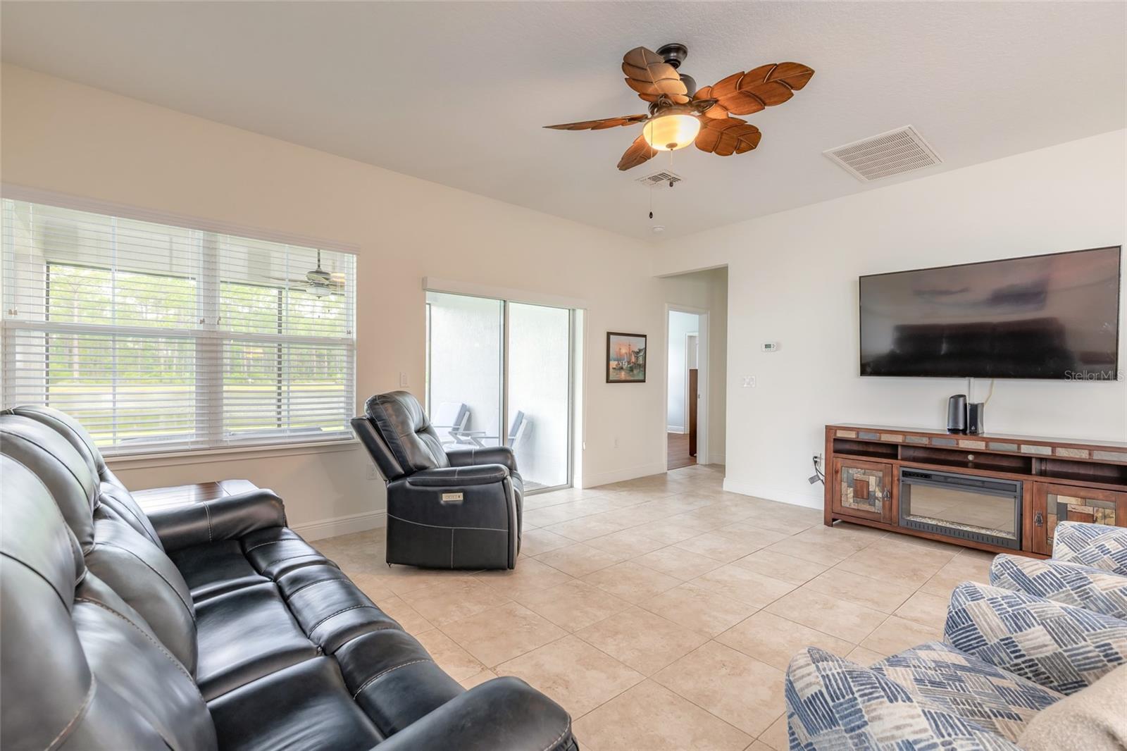 WESTPORT RESERVE - Residential