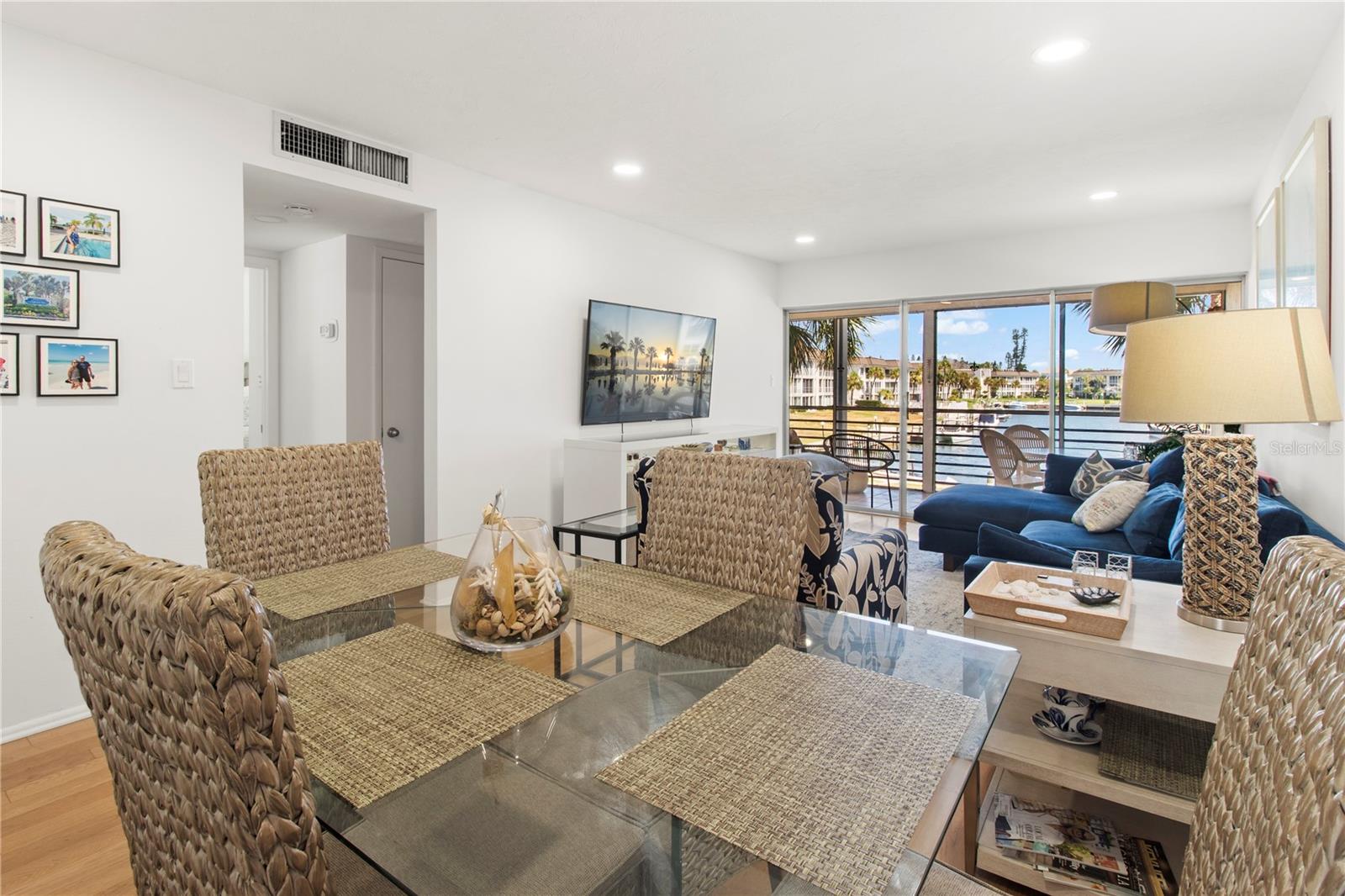 LONGBOAT HARBOUR - Residential
