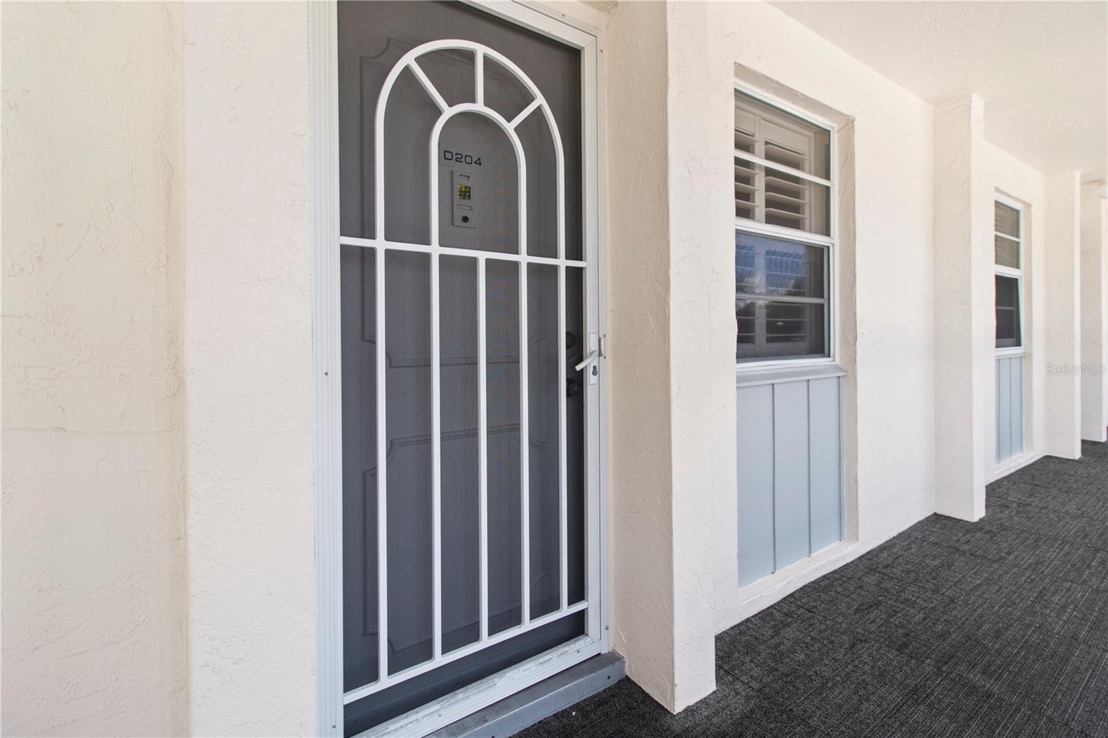 LONGBOAT HARBOUR - Residential