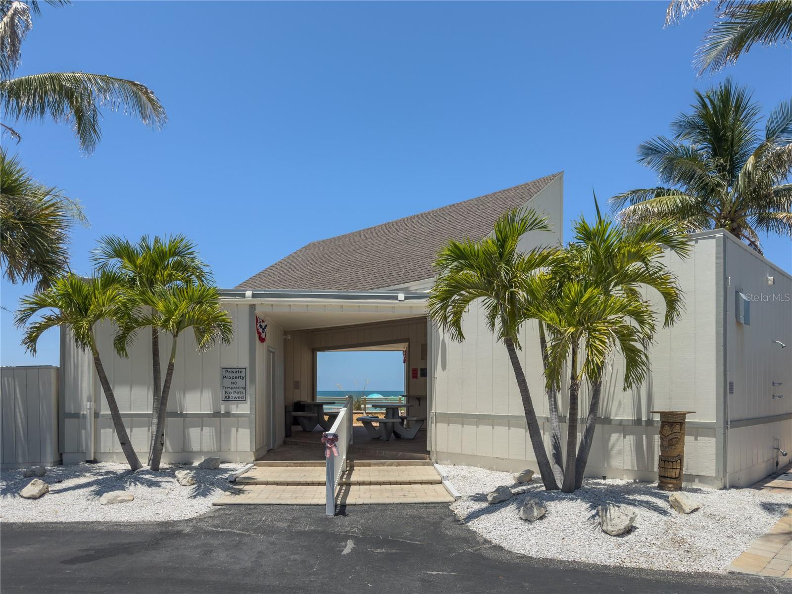 LONGBOAT HARBOUR - Residential