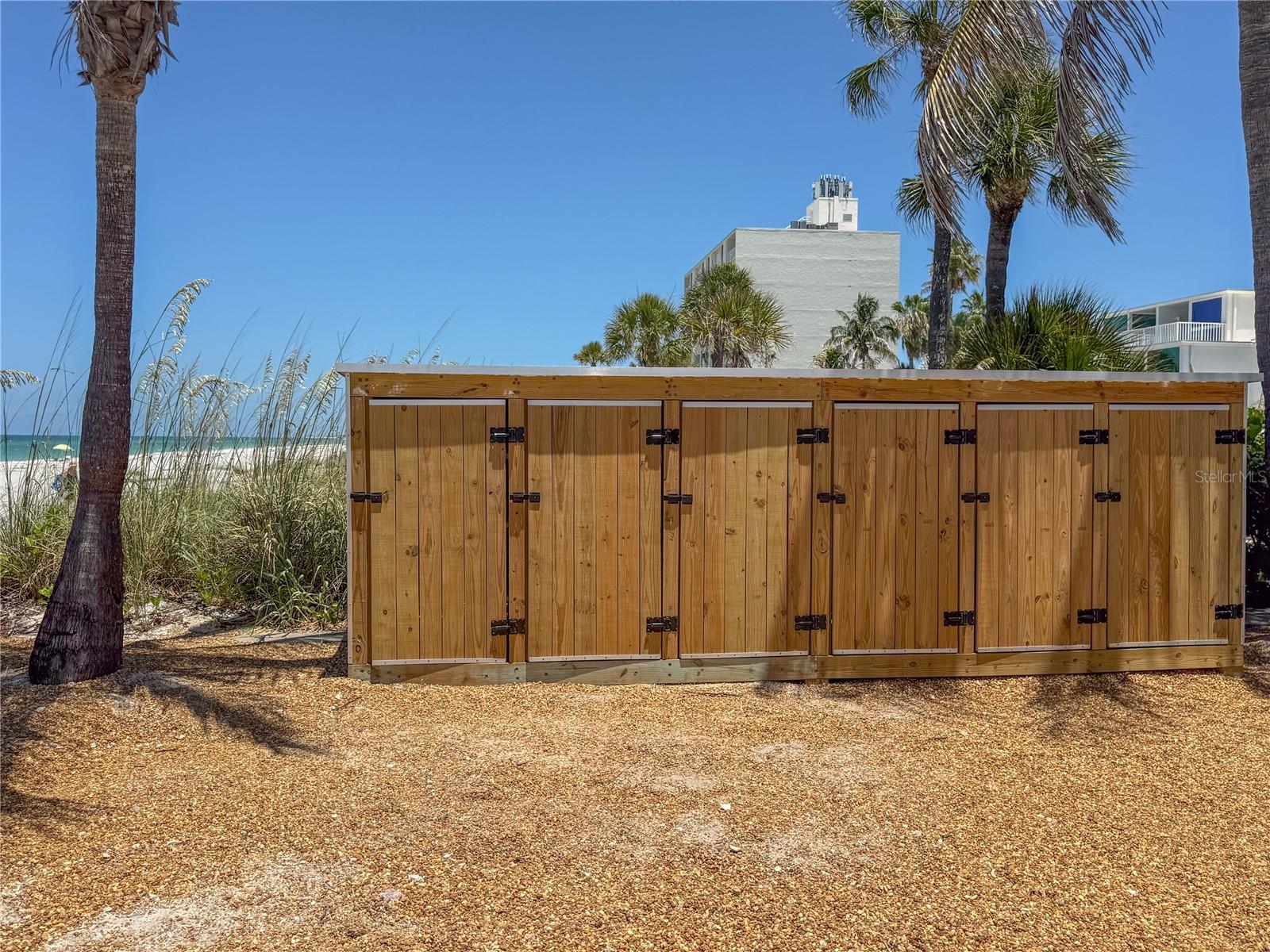 LONGBOAT HARBOUR - Residential