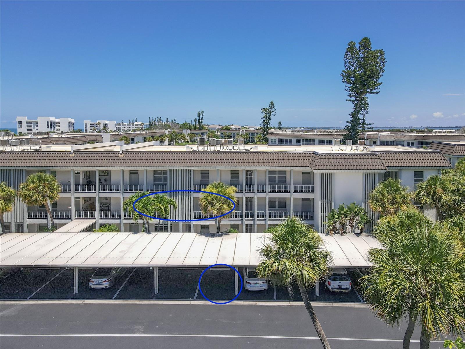 LONGBOAT HARBOUR - Residential