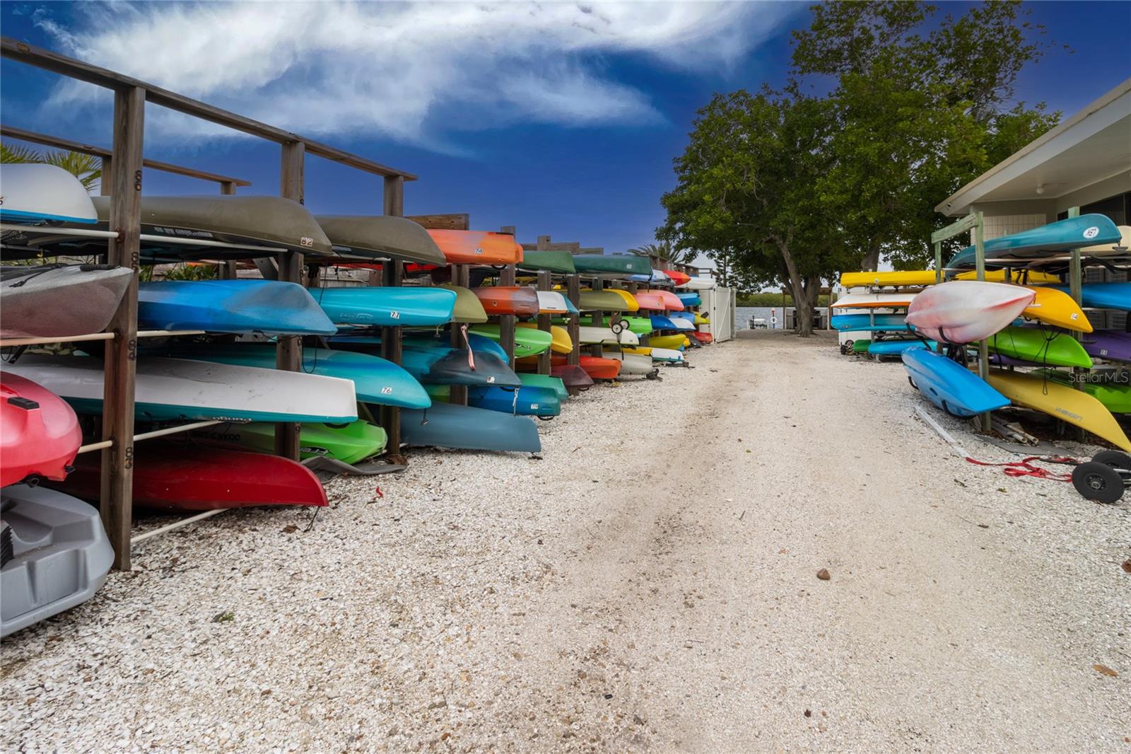 LONGBOAT HARBOUR - Residential