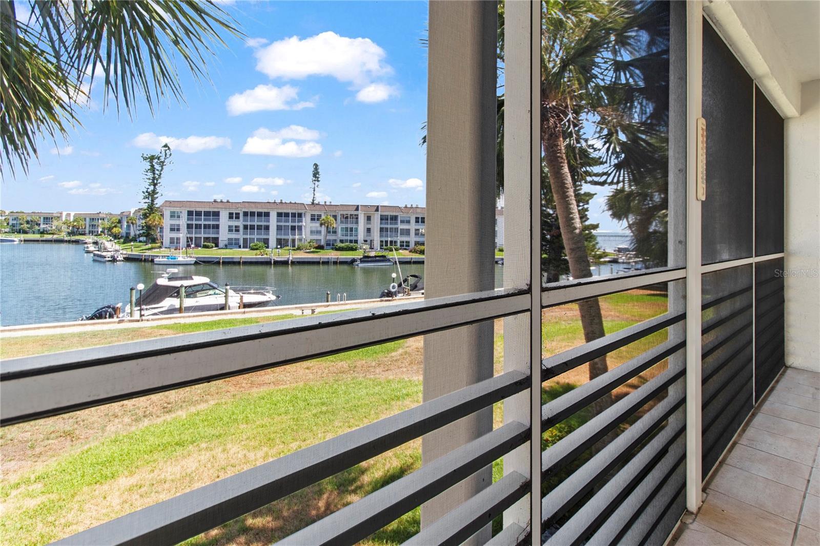 LONGBOAT HARBOUR - Residential