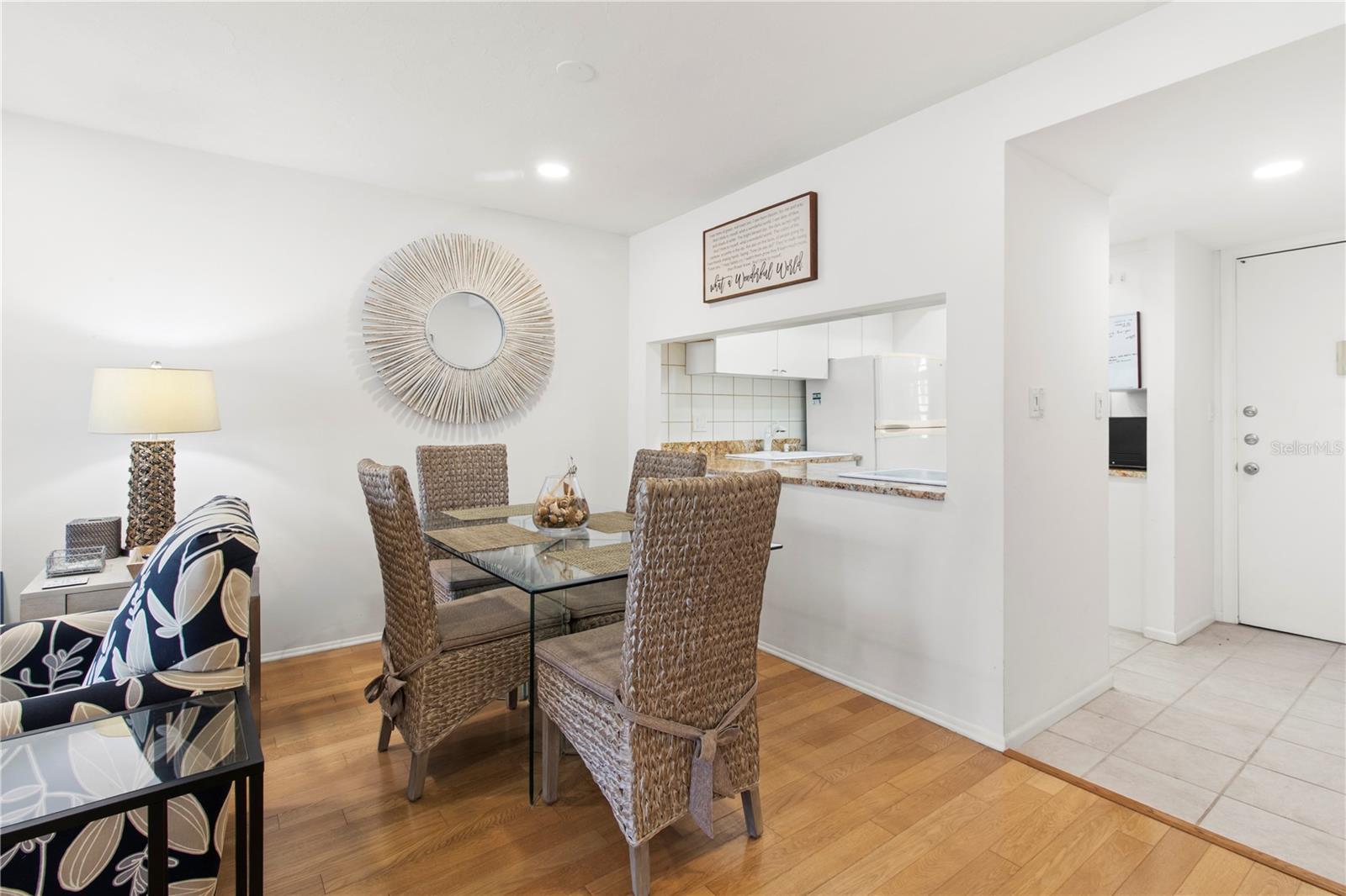 LONGBOAT HARBOUR - Residential