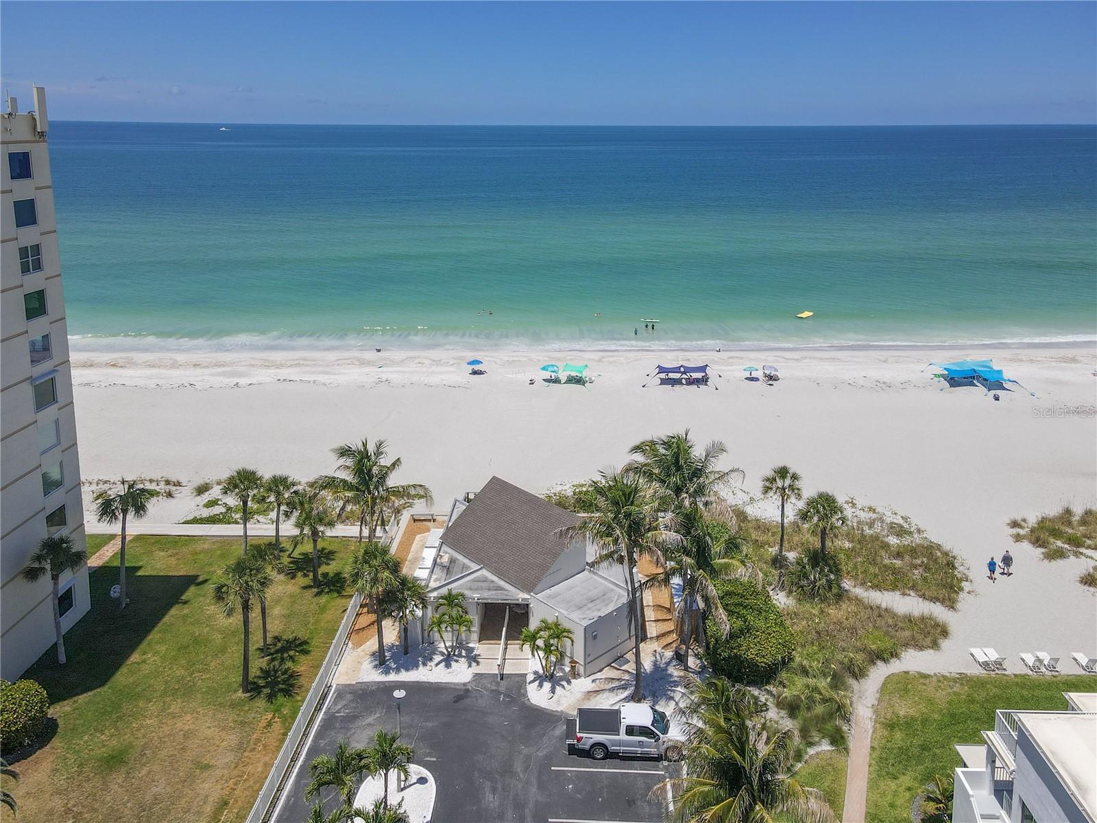 LONGBOAT HARBOUR - Residential