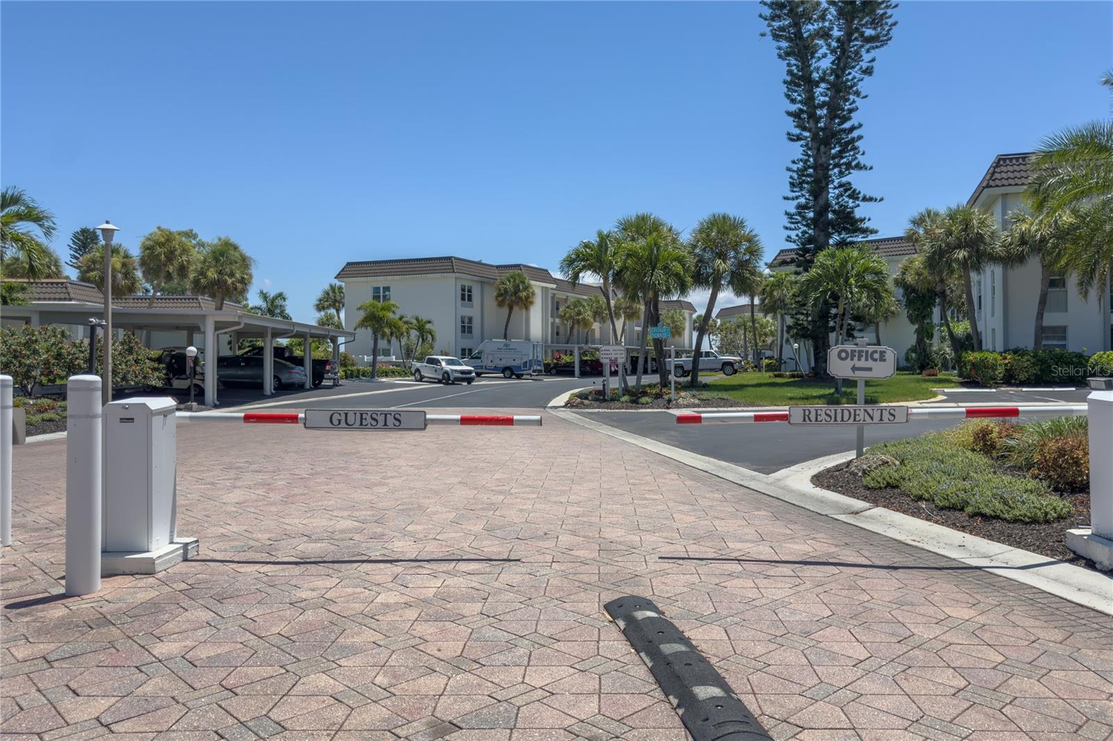 LONGBOAT HARBOUR - Residential