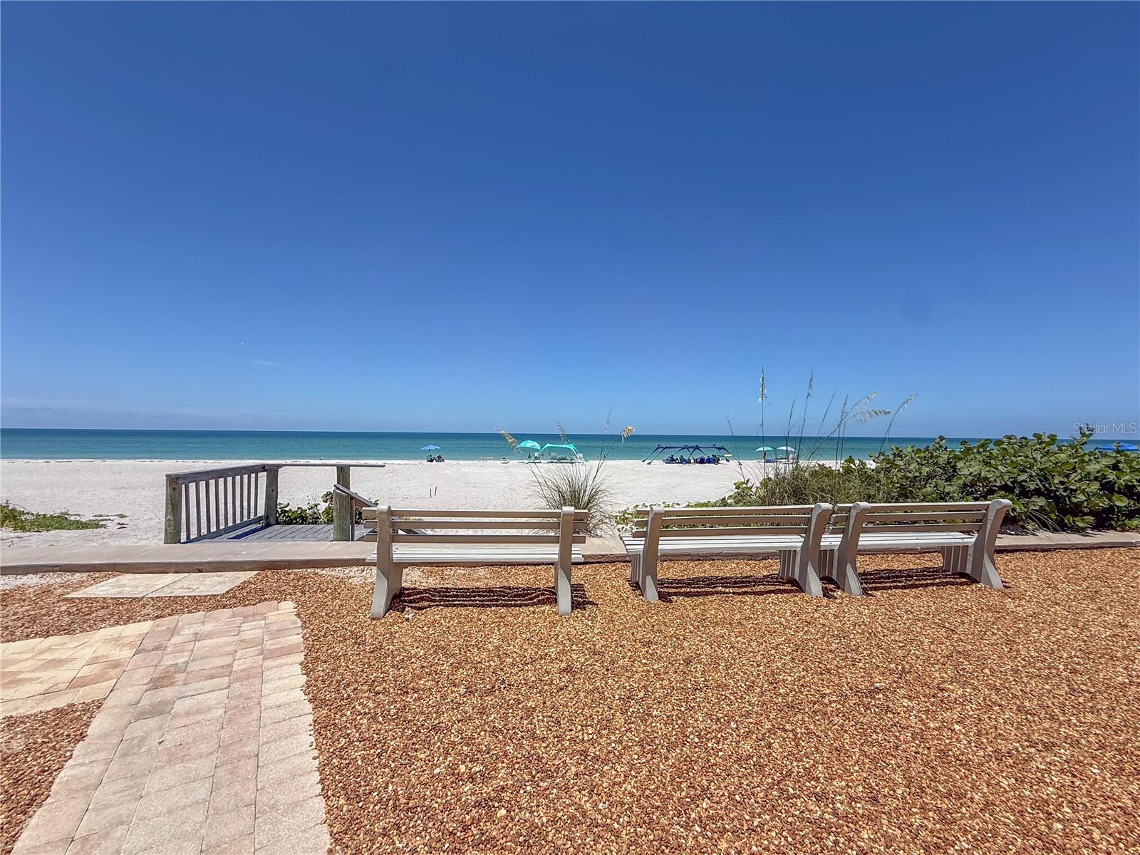 LONGBOAT HARBOUR - Residential